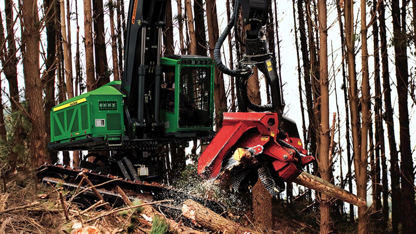 909MH Tracked Harvester