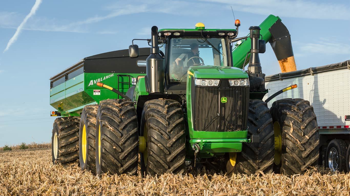 9470R Tractor