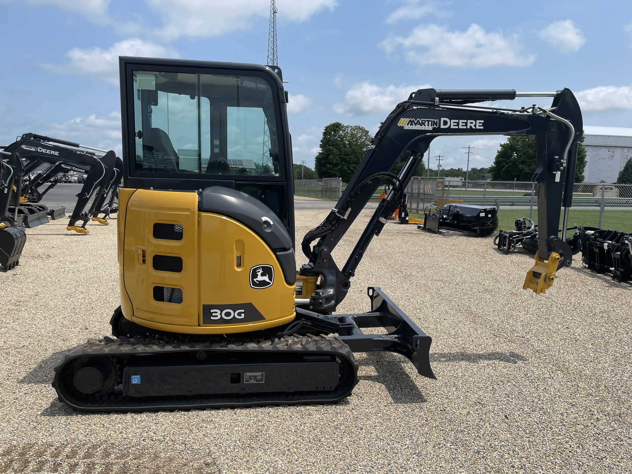 2023 John Deere 30G Image 5