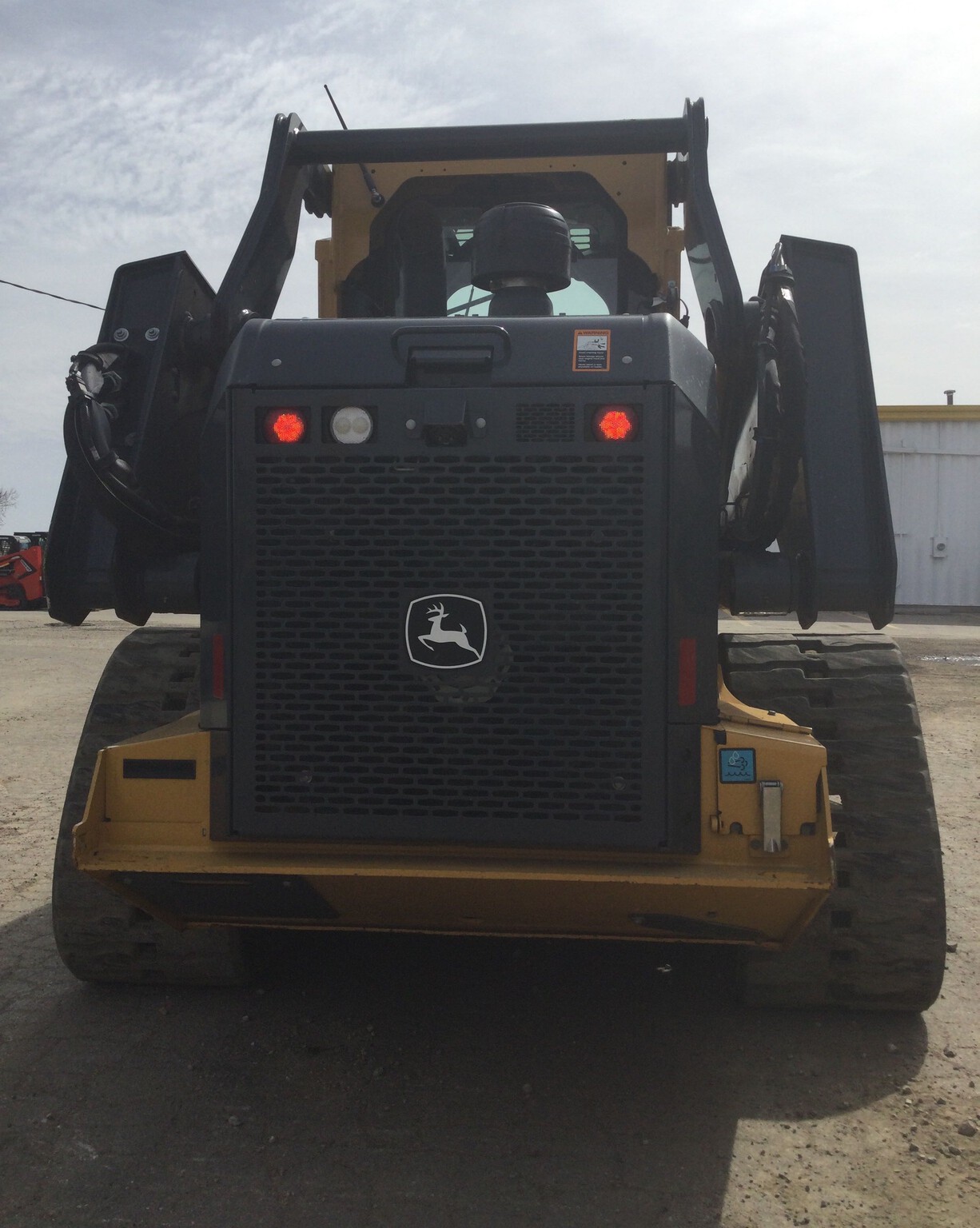 2023 John Deere 333G Image 7