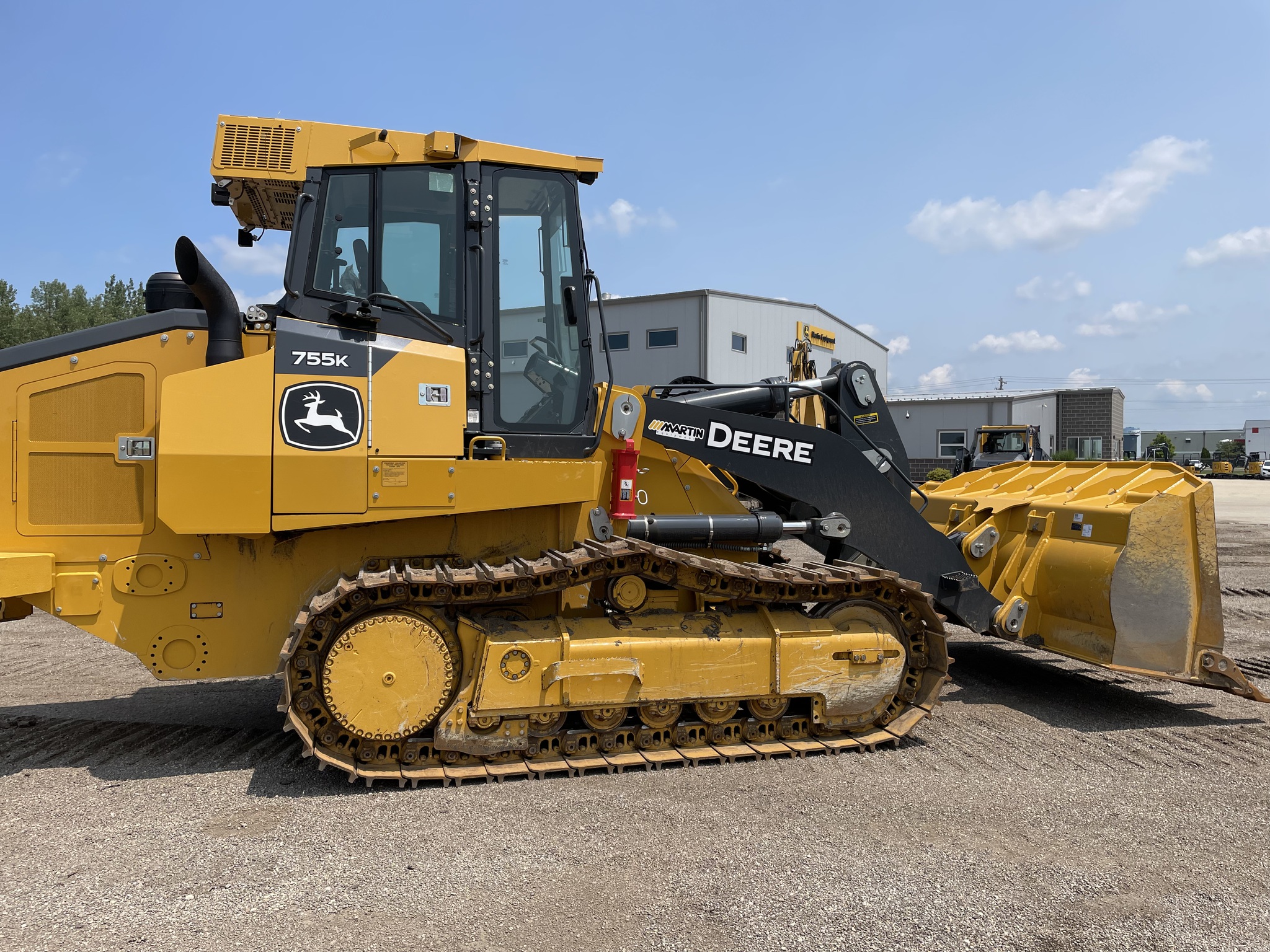 2023 John Deere 755K Image 2
