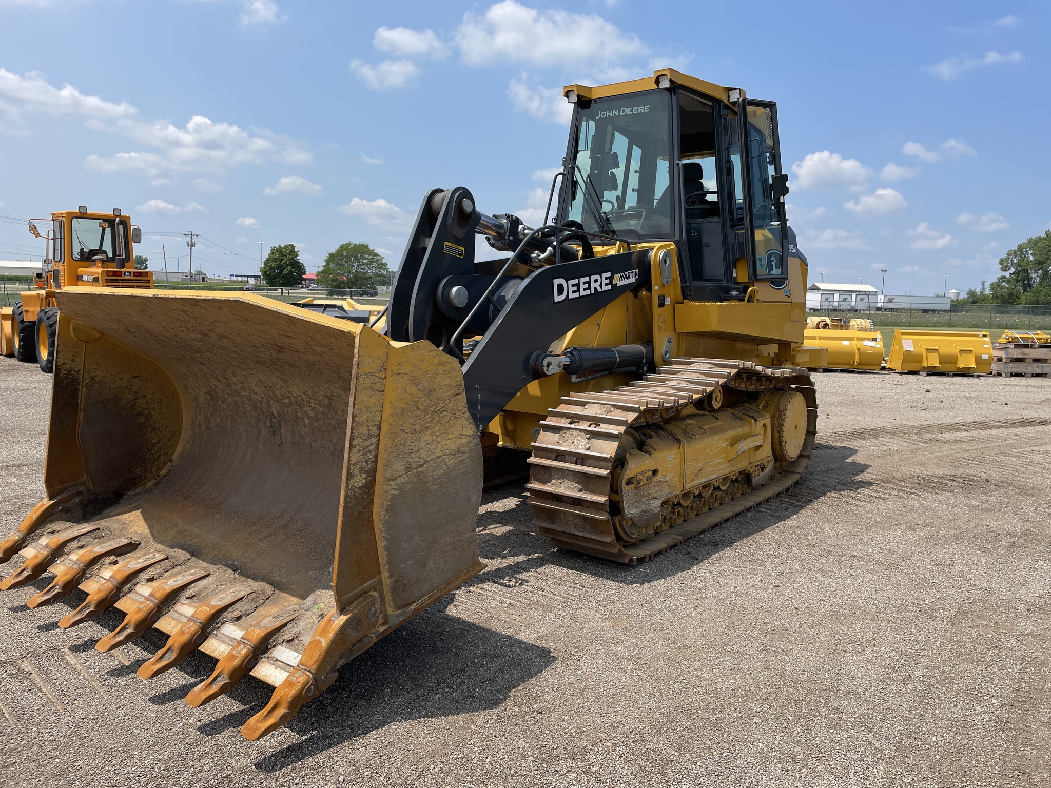 2023 John Deere 755K Image 6