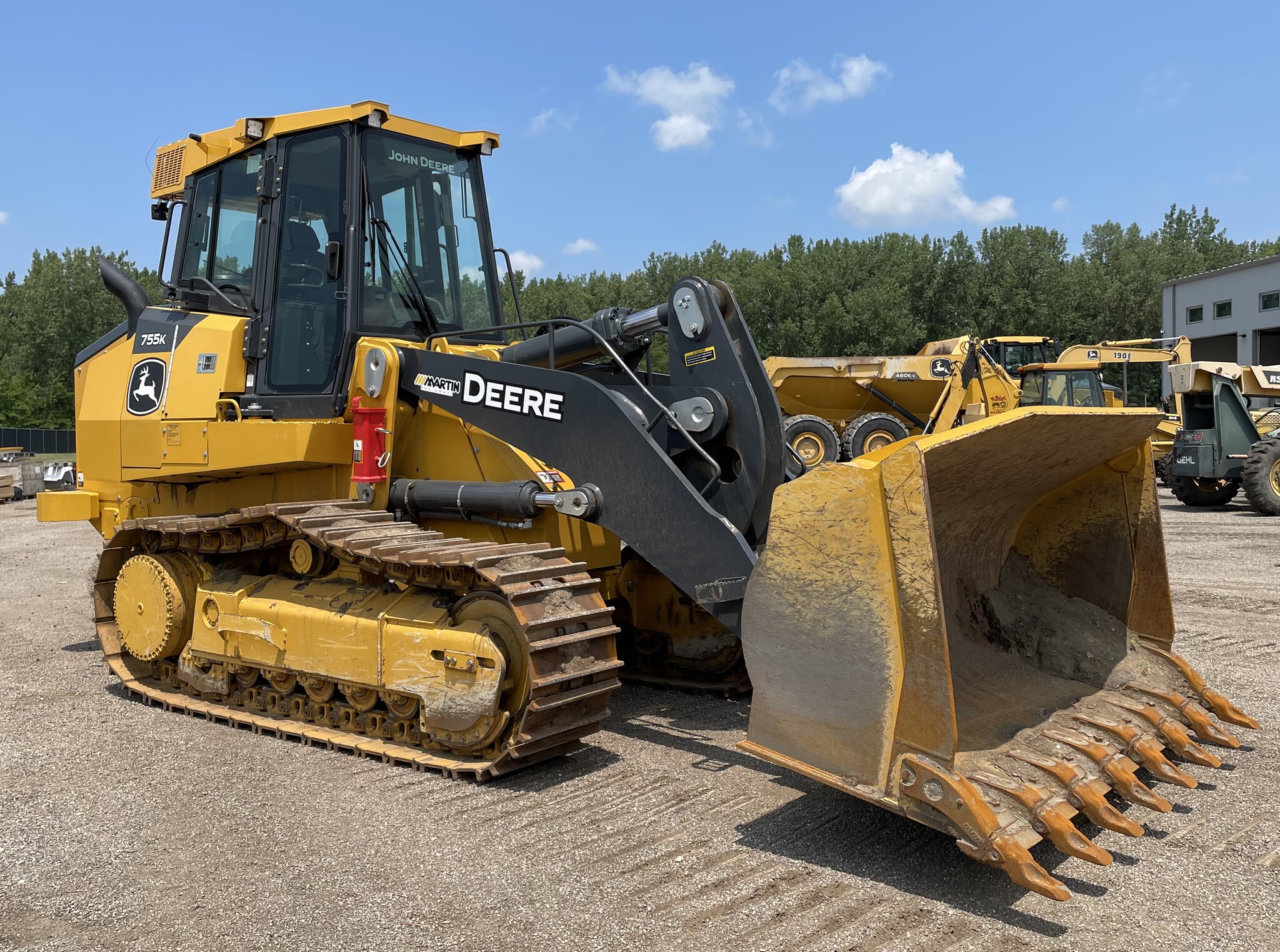 2023 John Deere 755K Image 1