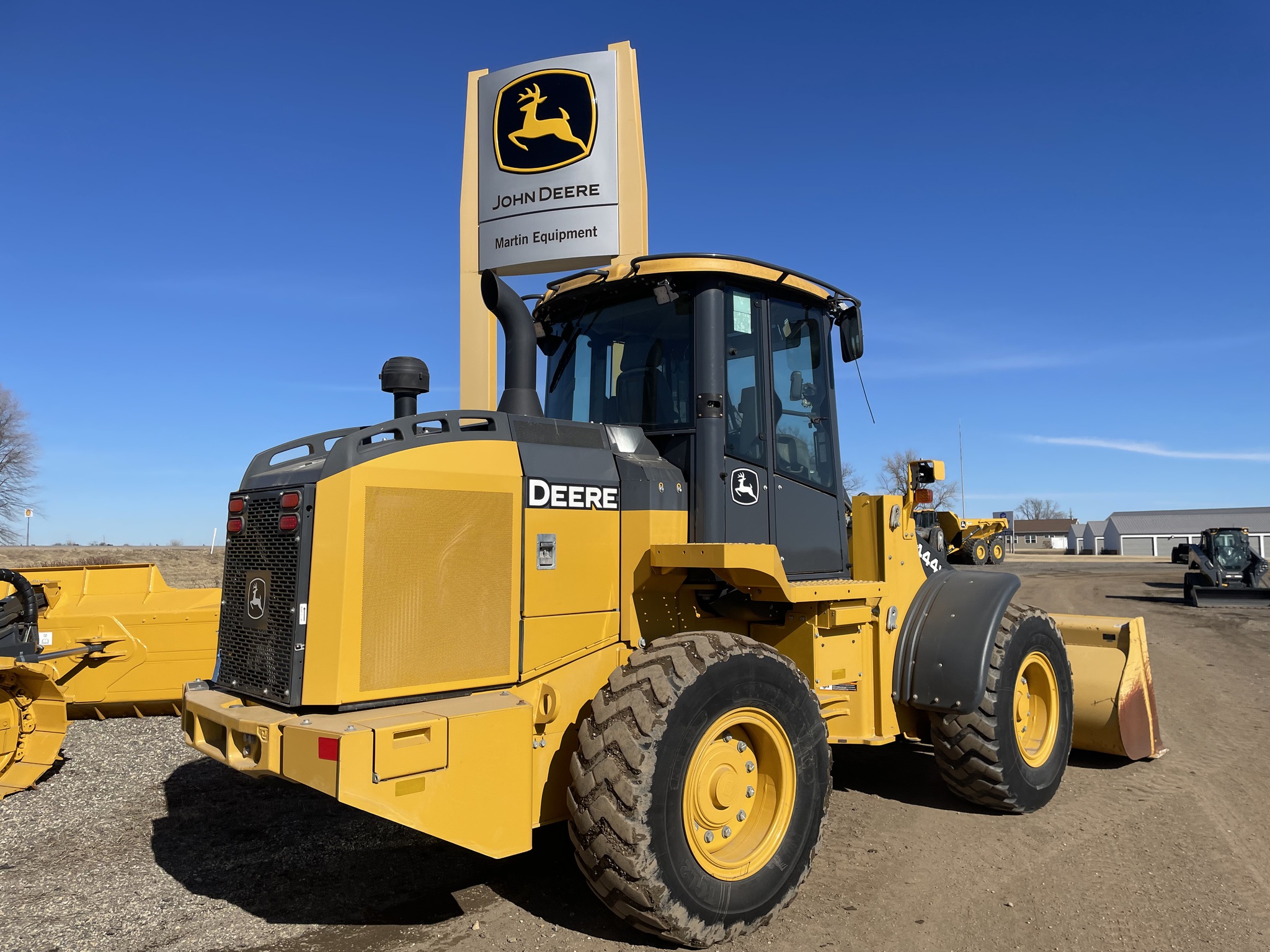2019 John Deere 444K Image 5