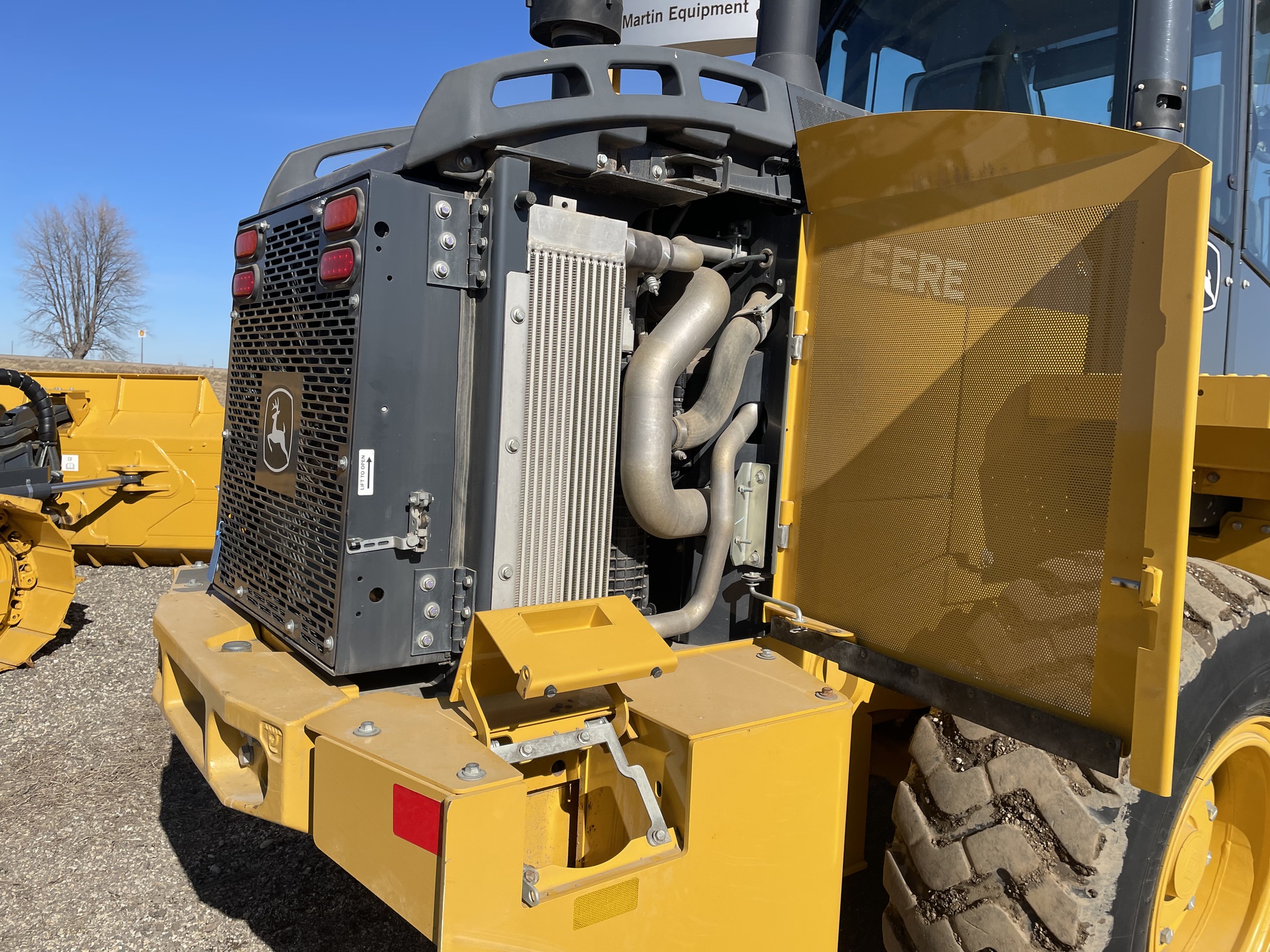 2019 John Deere 444K Image 10