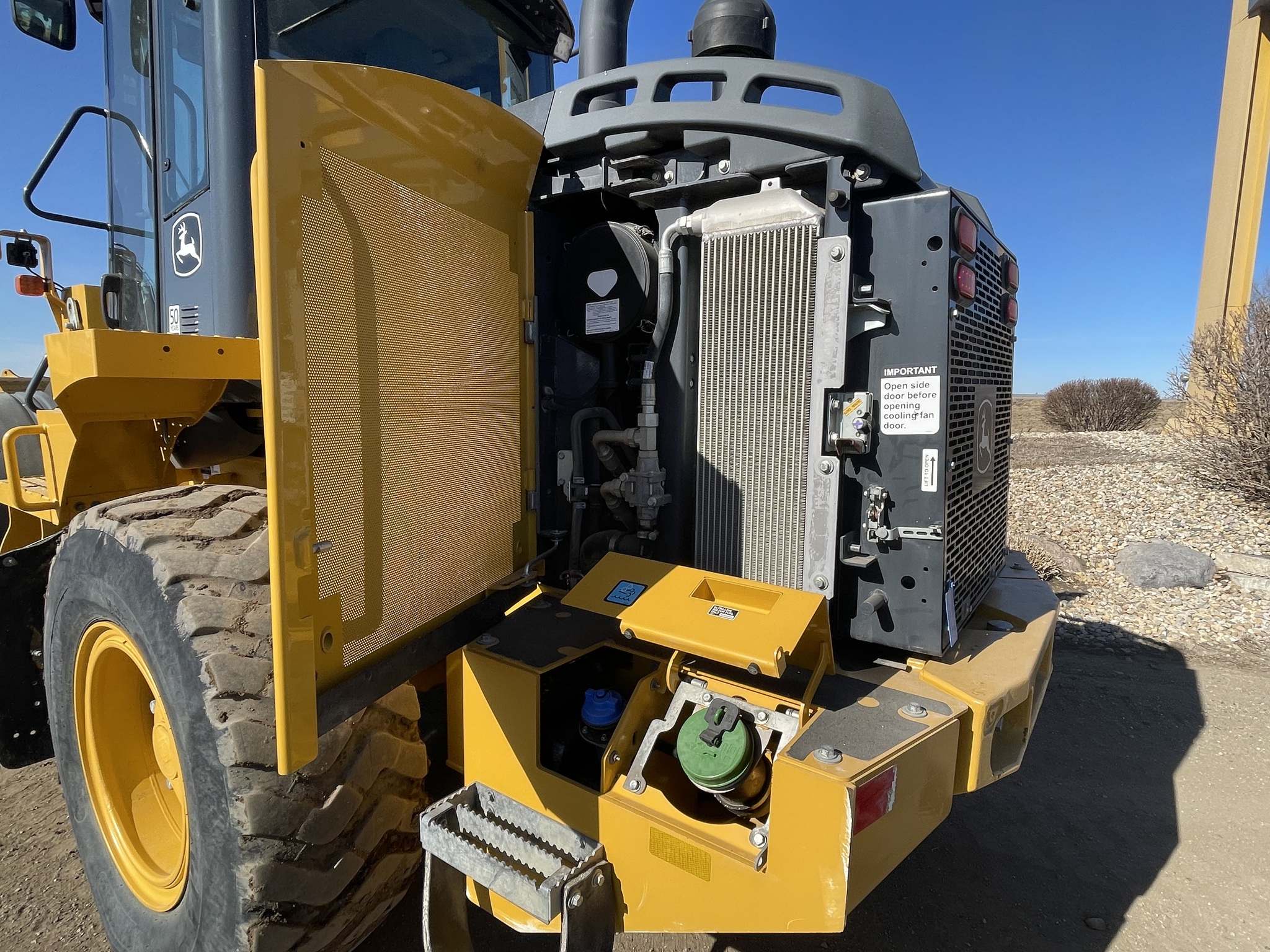 2019 John Deere 444K Image 7