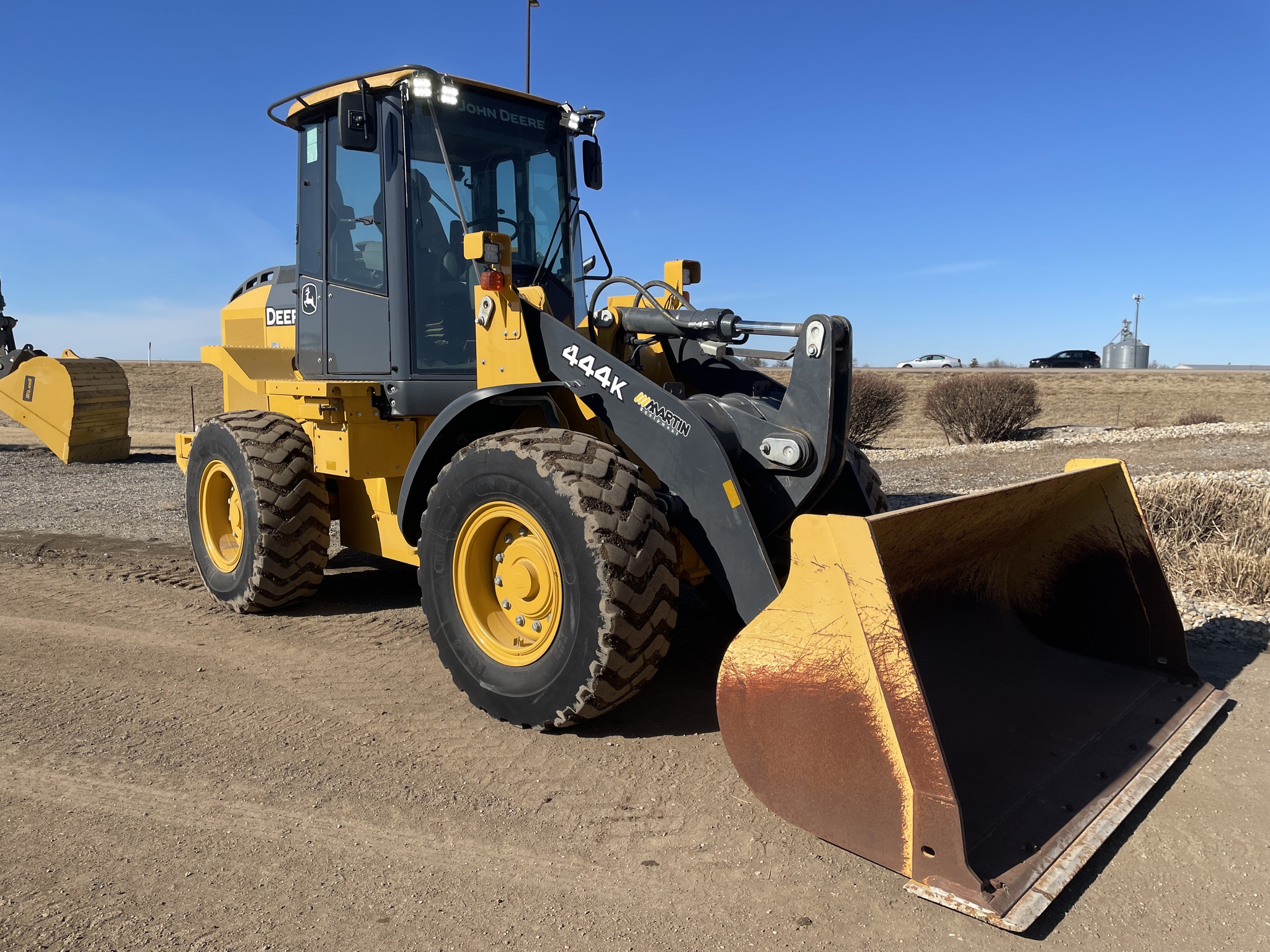 2019 John Deere 444K Image 3