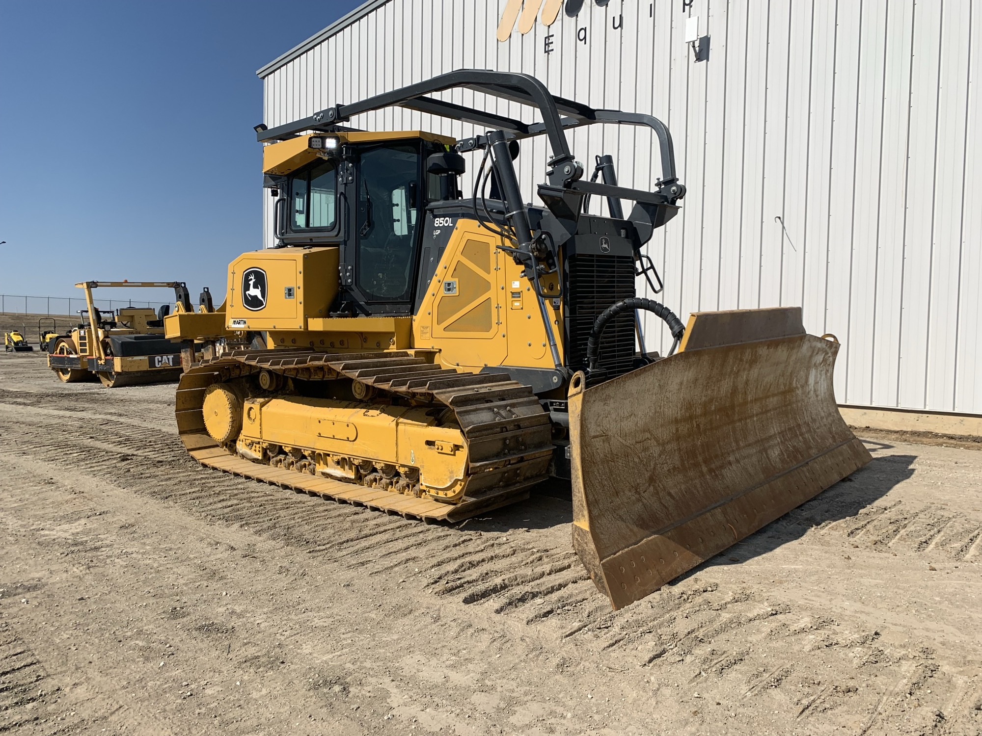 2022 John Deere 850L Image 2