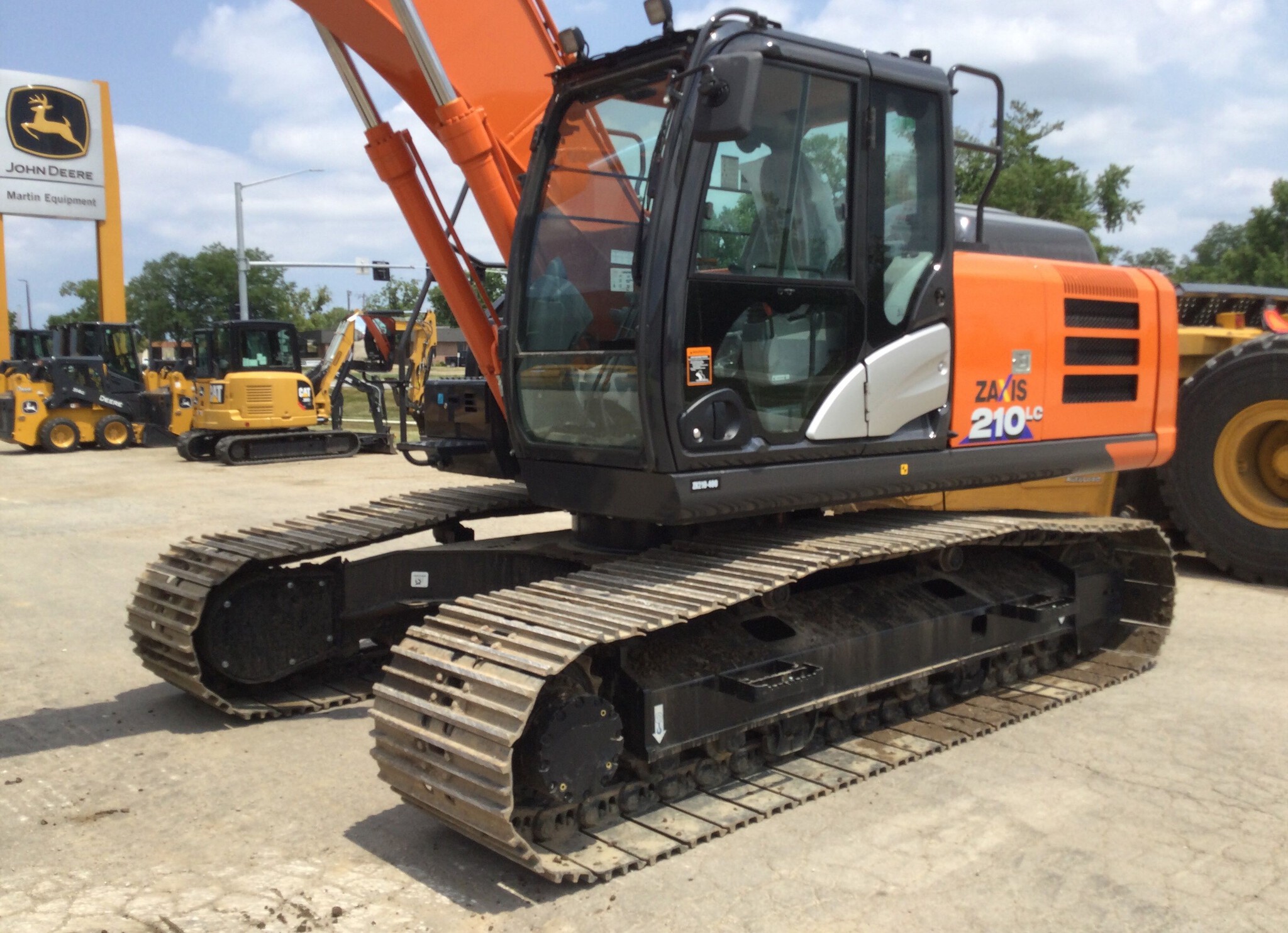 2021 Hitachi ZX210LC-6 Image 6
