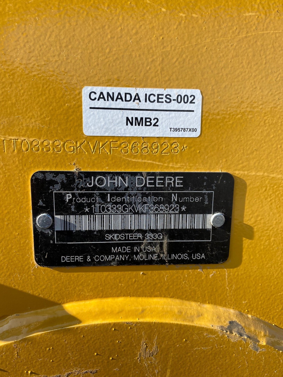 2020 John Deere 333G Image 9