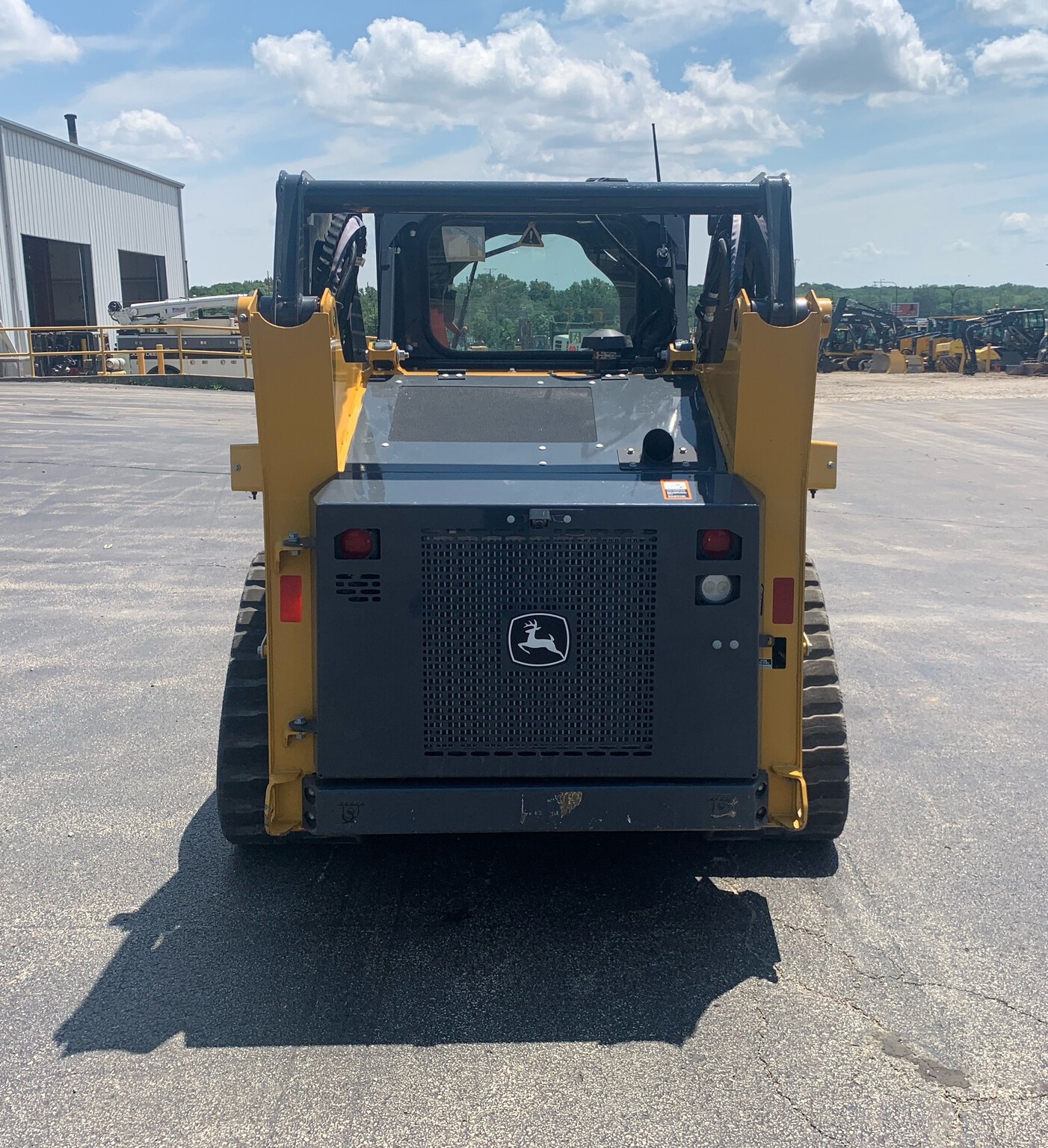 2023 John Deere 317G Image 3