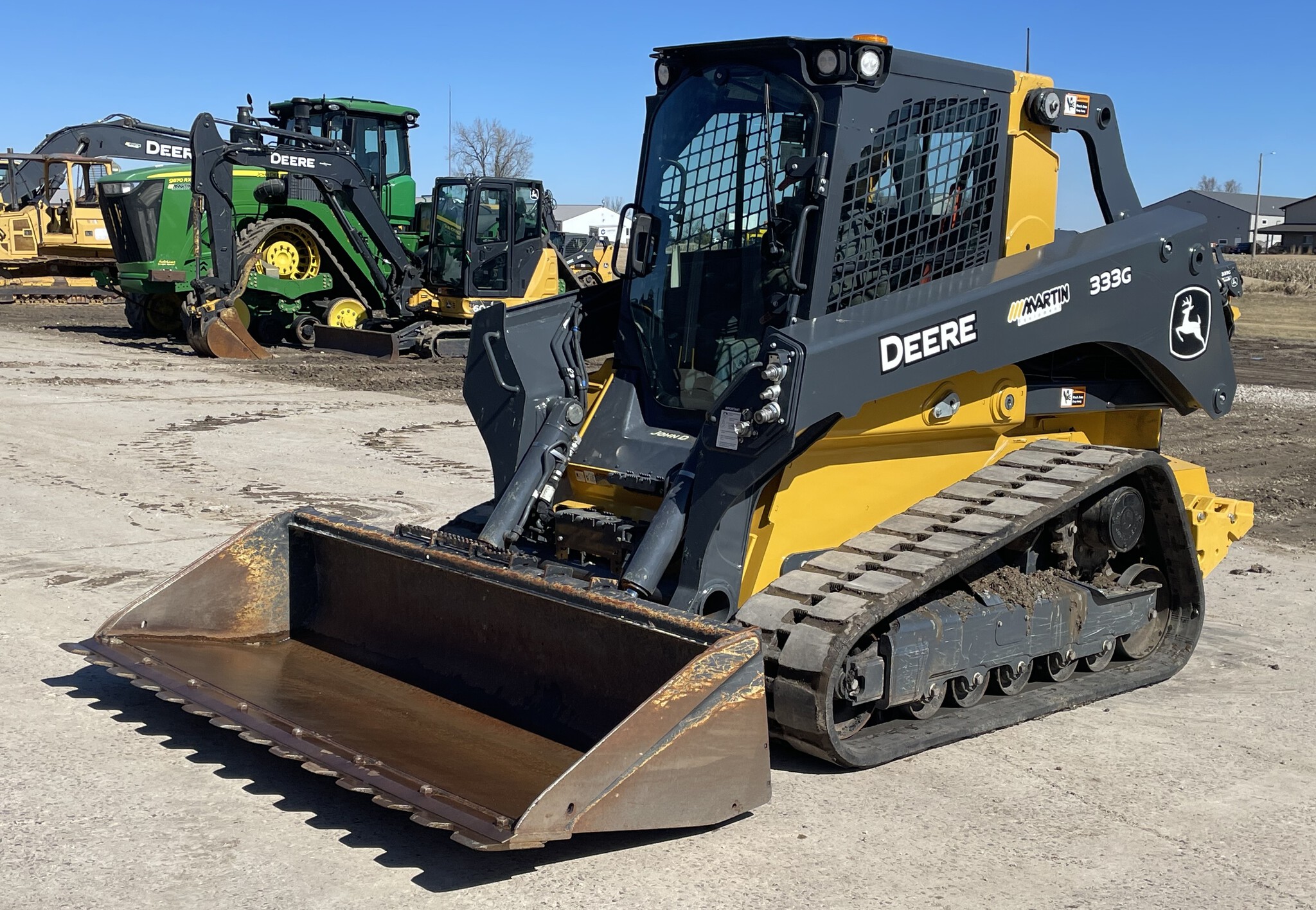 2023 John Deere 333G Image 4