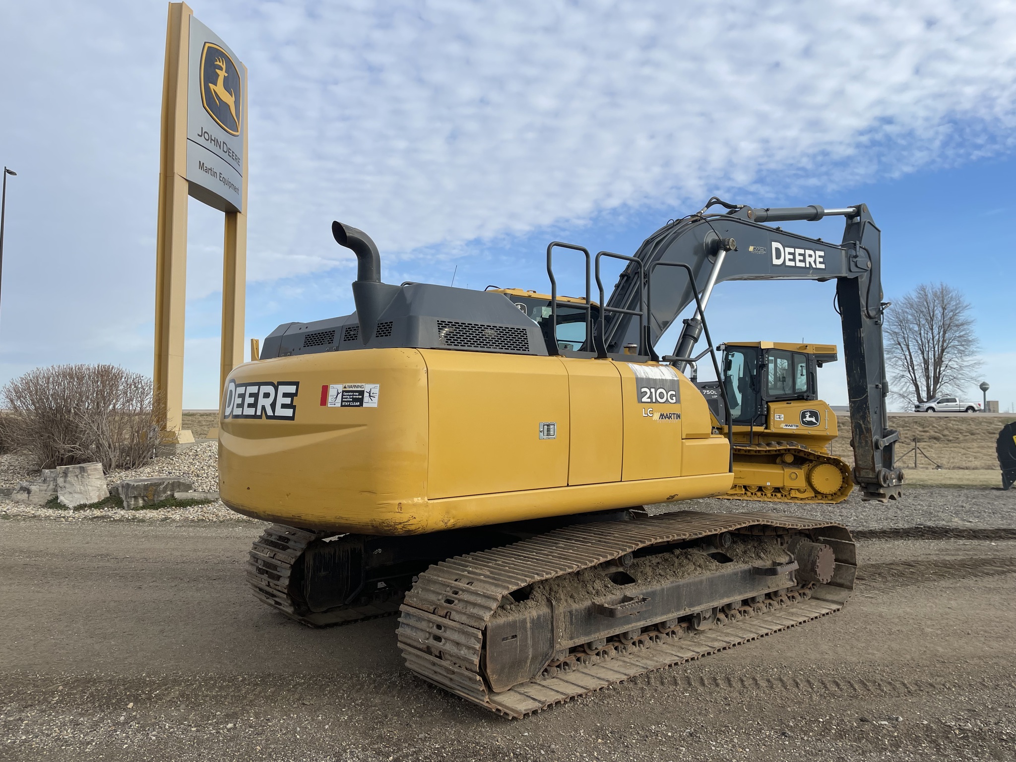 2015 John Deere 210G LC Image 5