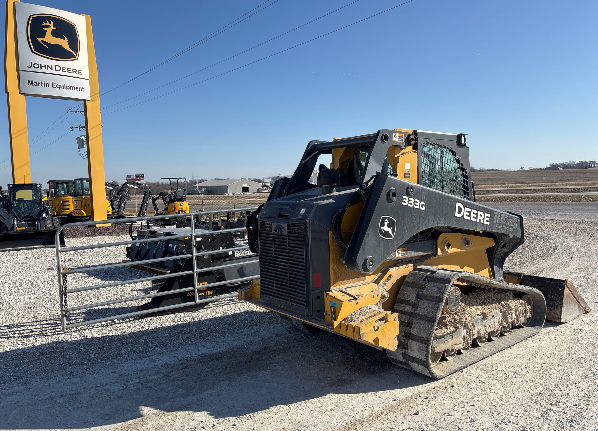 2019 John Deere 333G Image 5