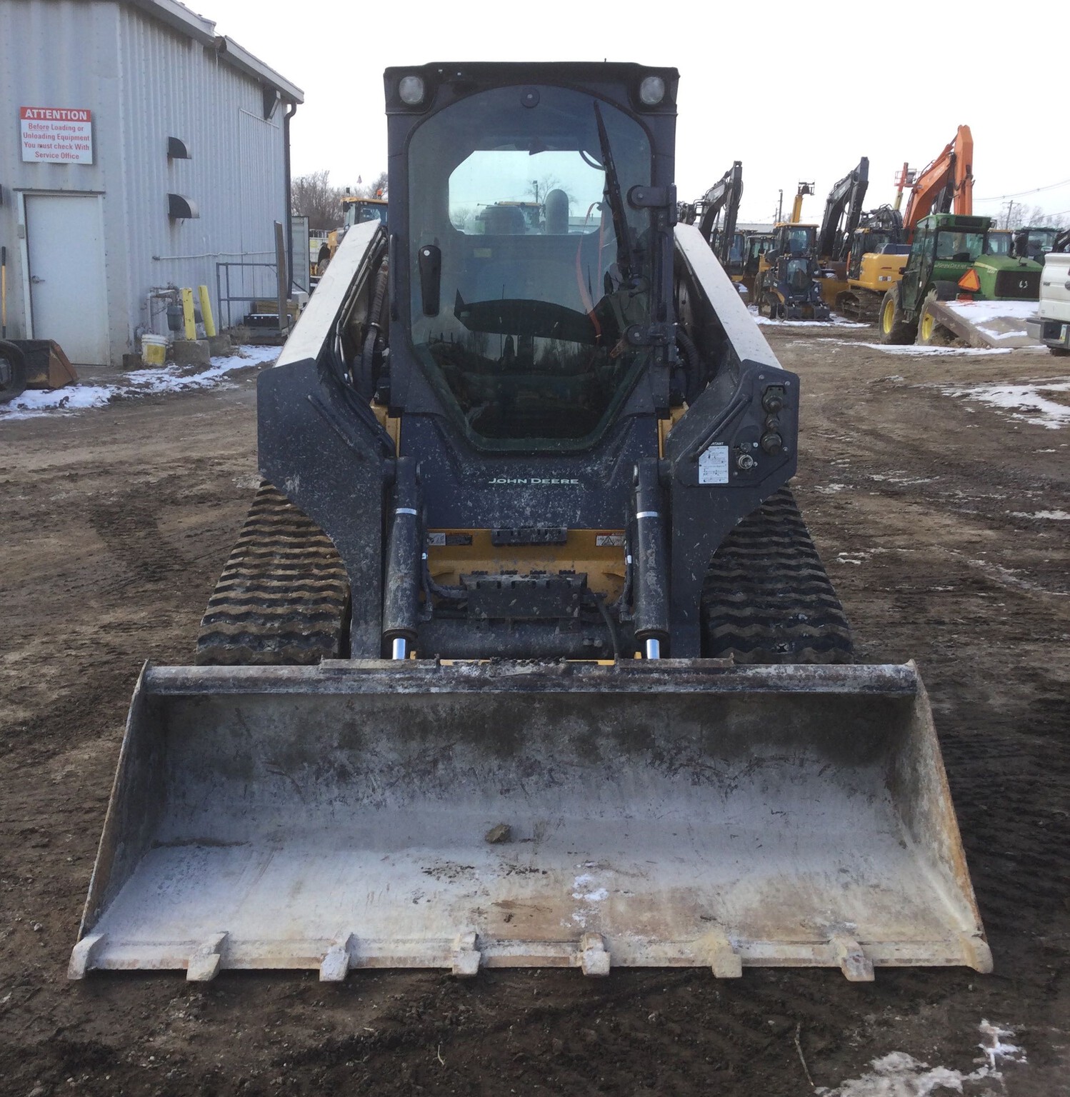 2022 John Deere 333G Image 8