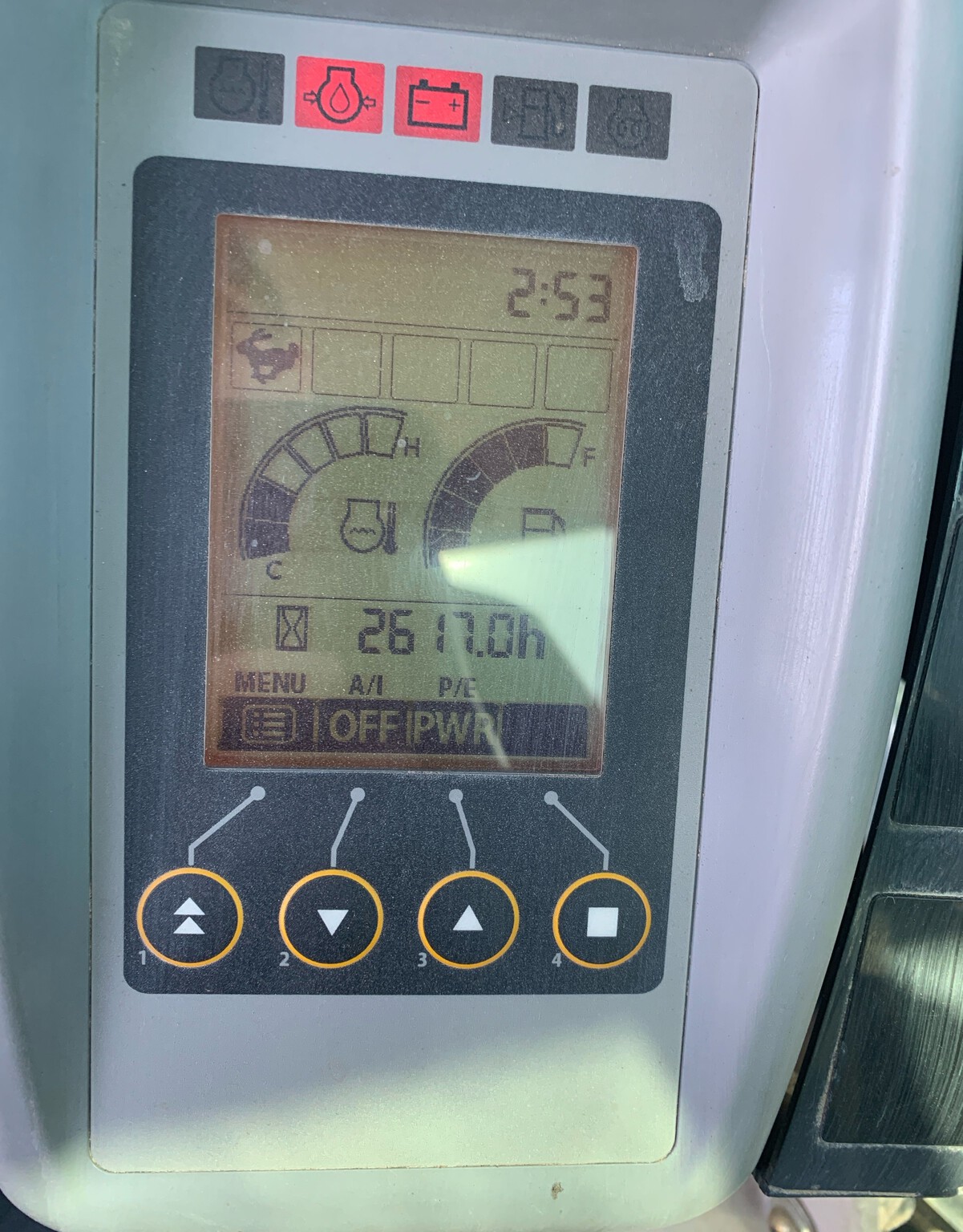 2013 John Deere 35G Image 8