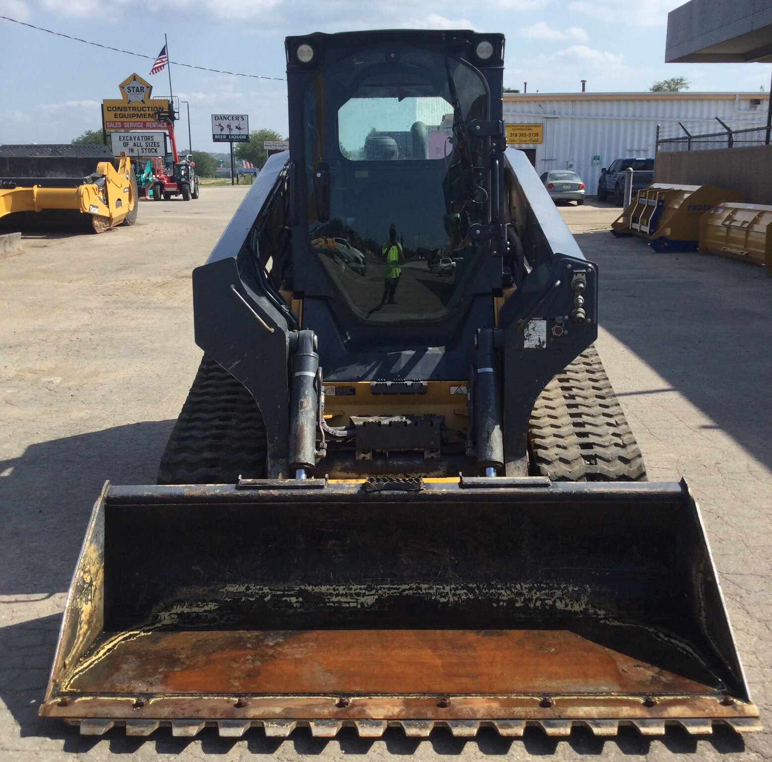 2020 John Deere 333G Image 8