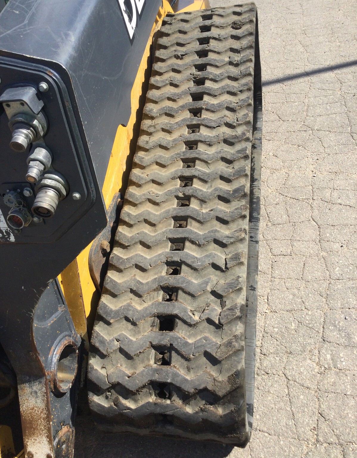 2020 John Deere 333G Image 11