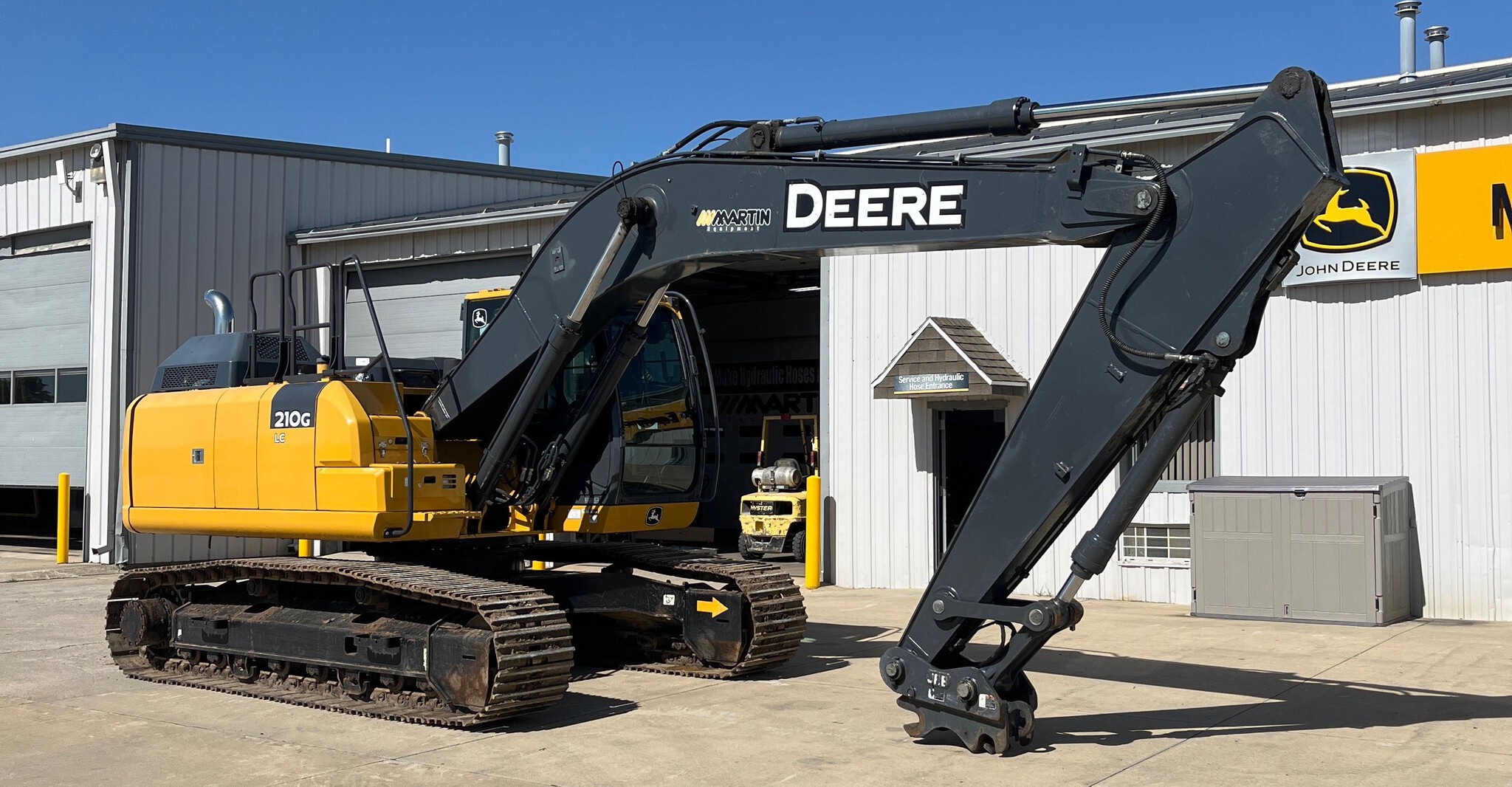 2020 John Deere 210G LC Image 4