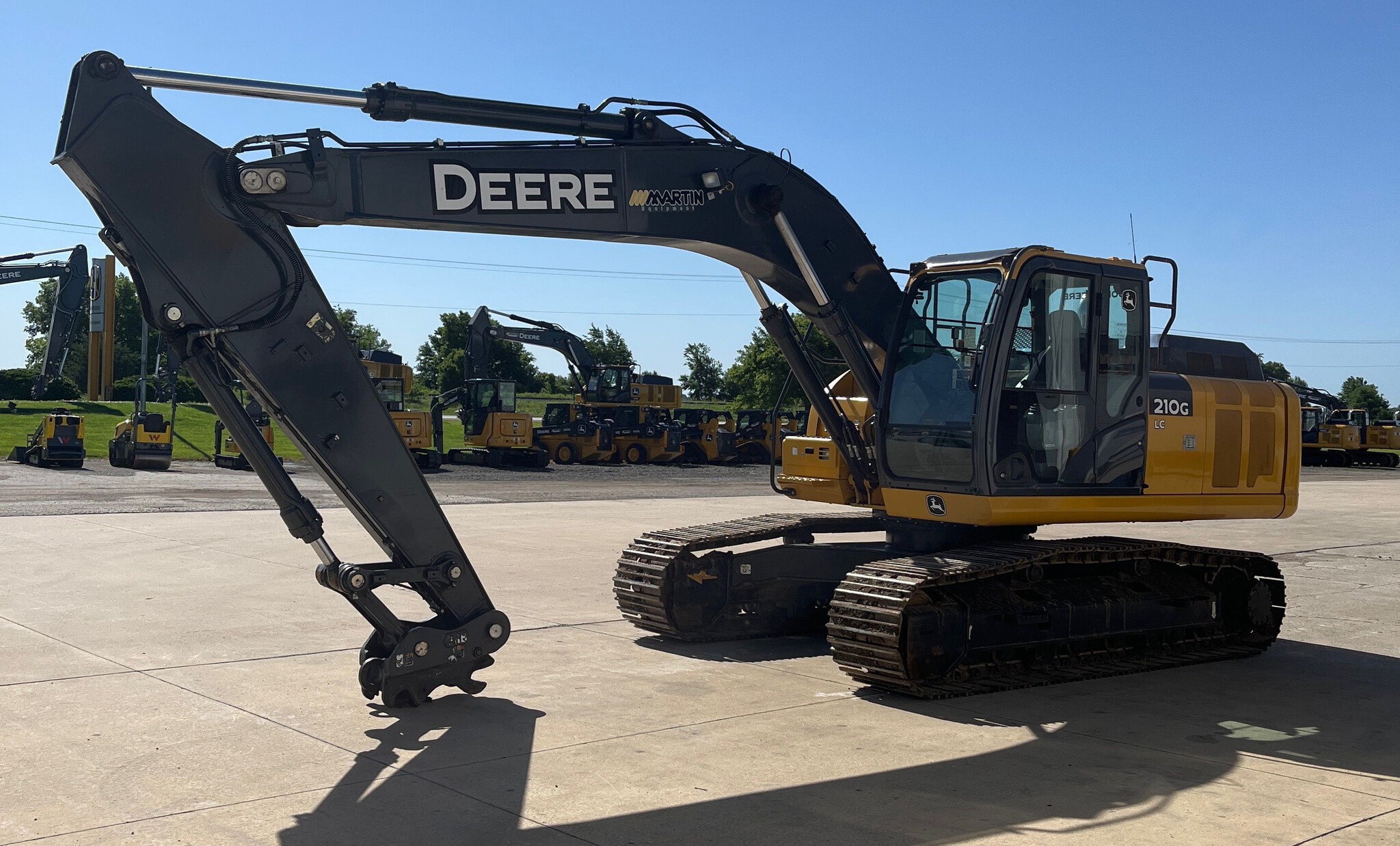 2020 John Deere 210G LC Image 5