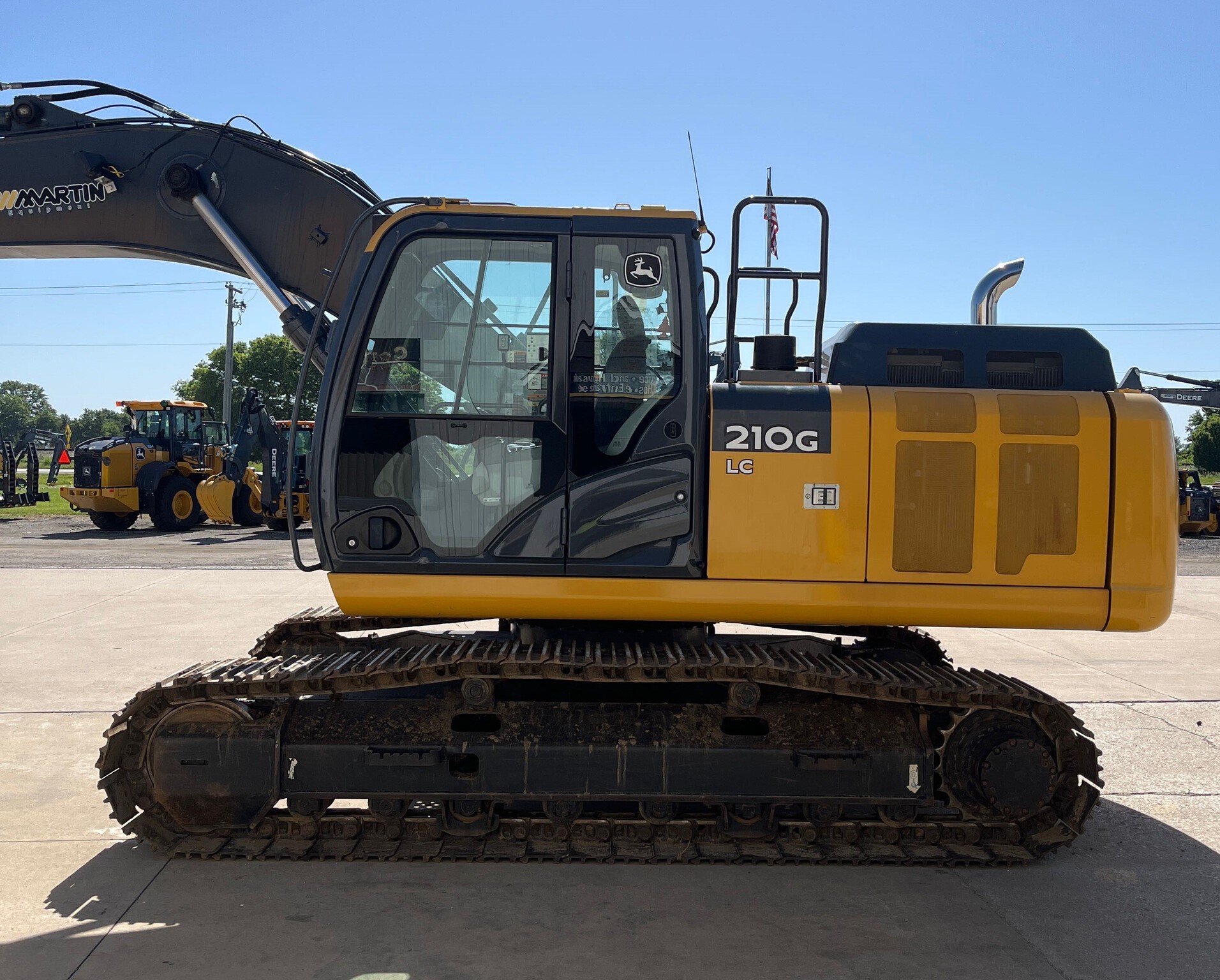 2020 John Deere 210G LC Image 6