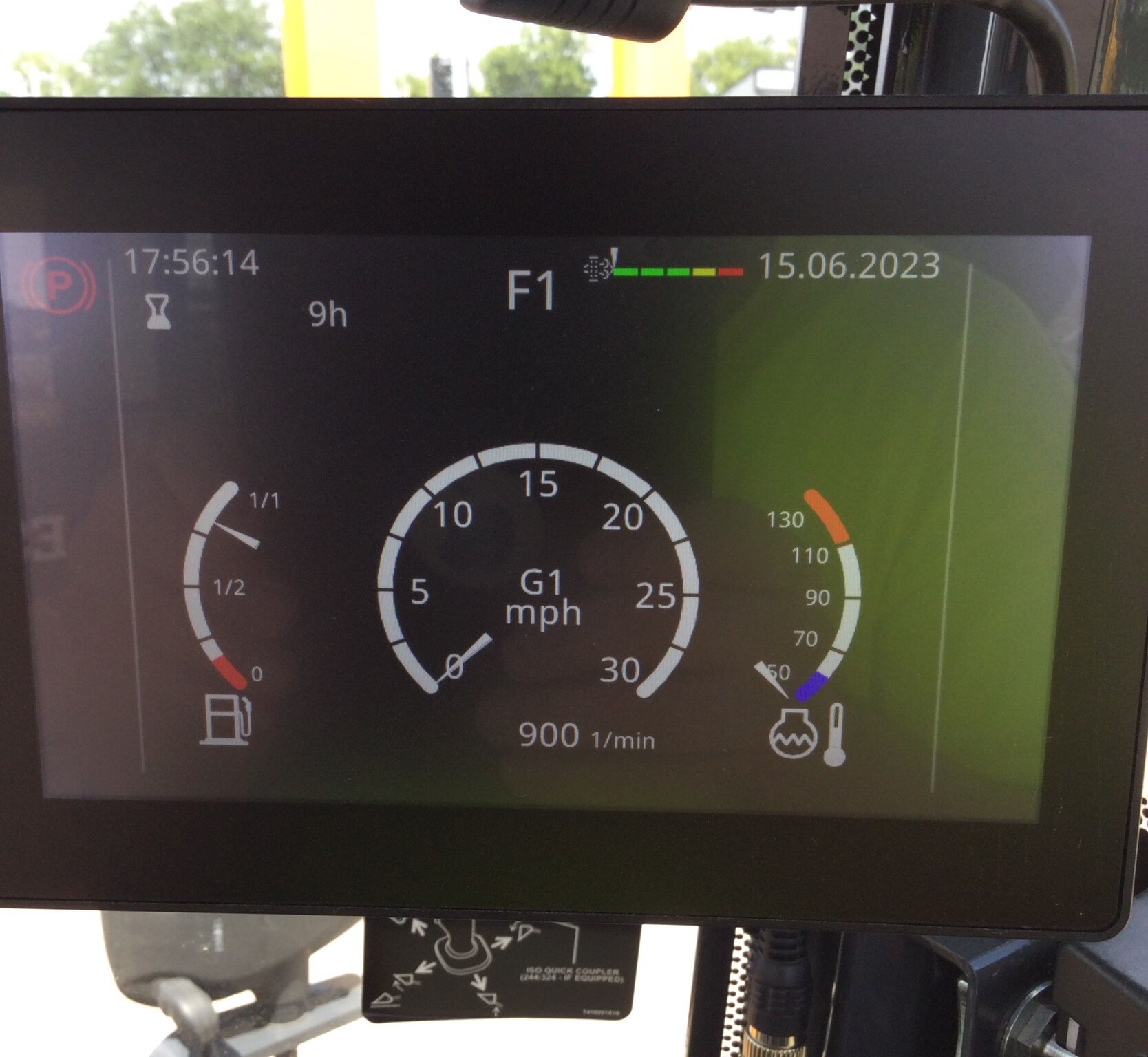 2023 John Deere 244L Image 10