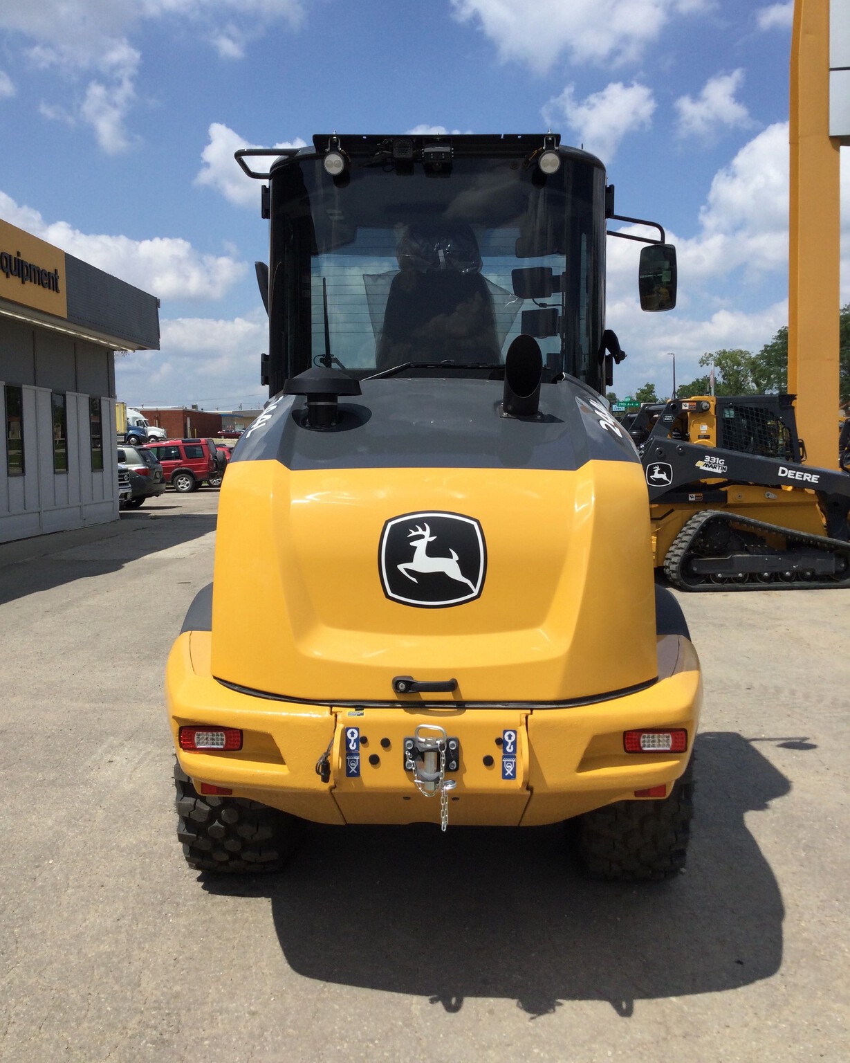 2023 John Deere 244L Image 7