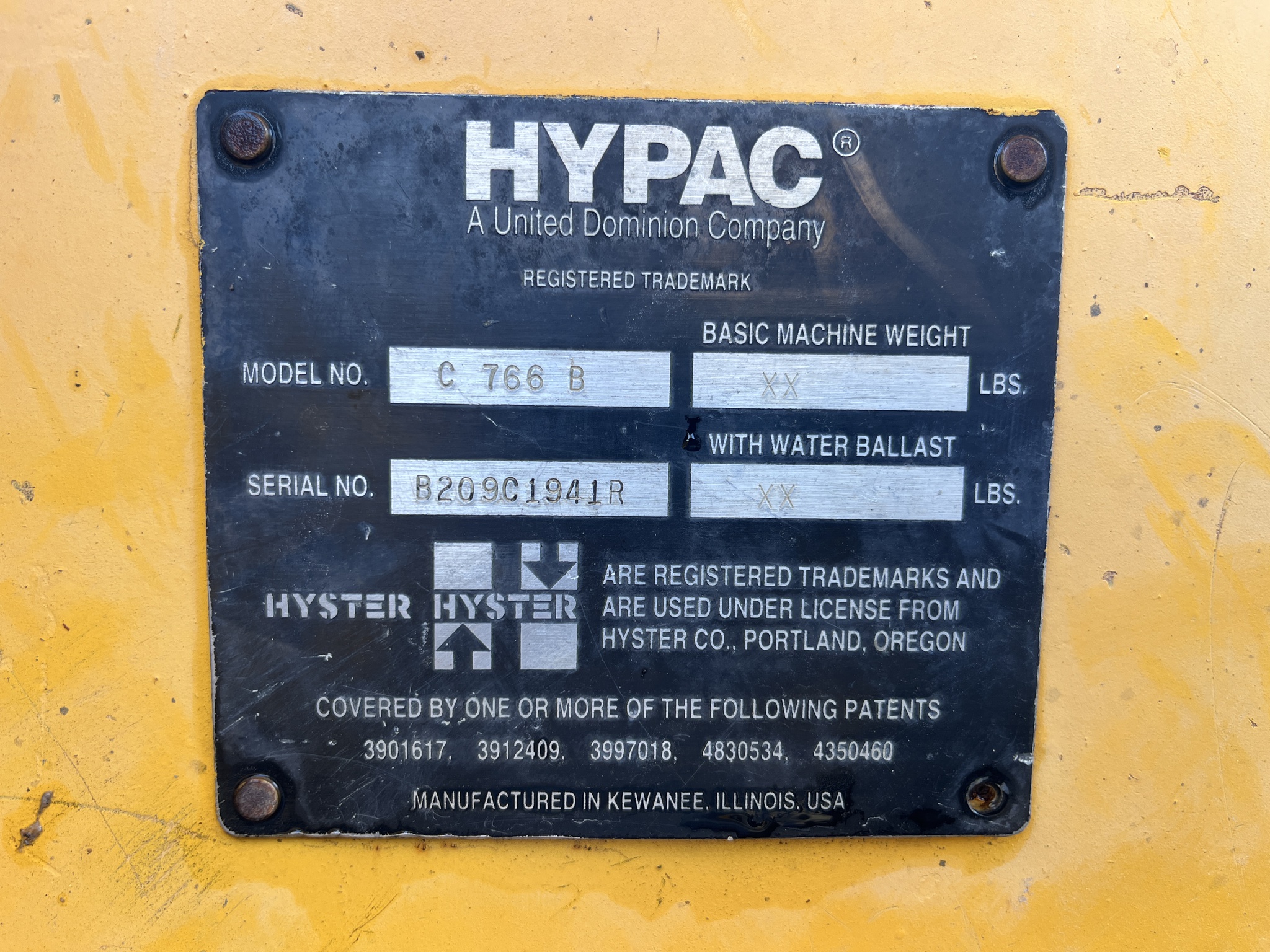 2001 Hypac C766B Image 11