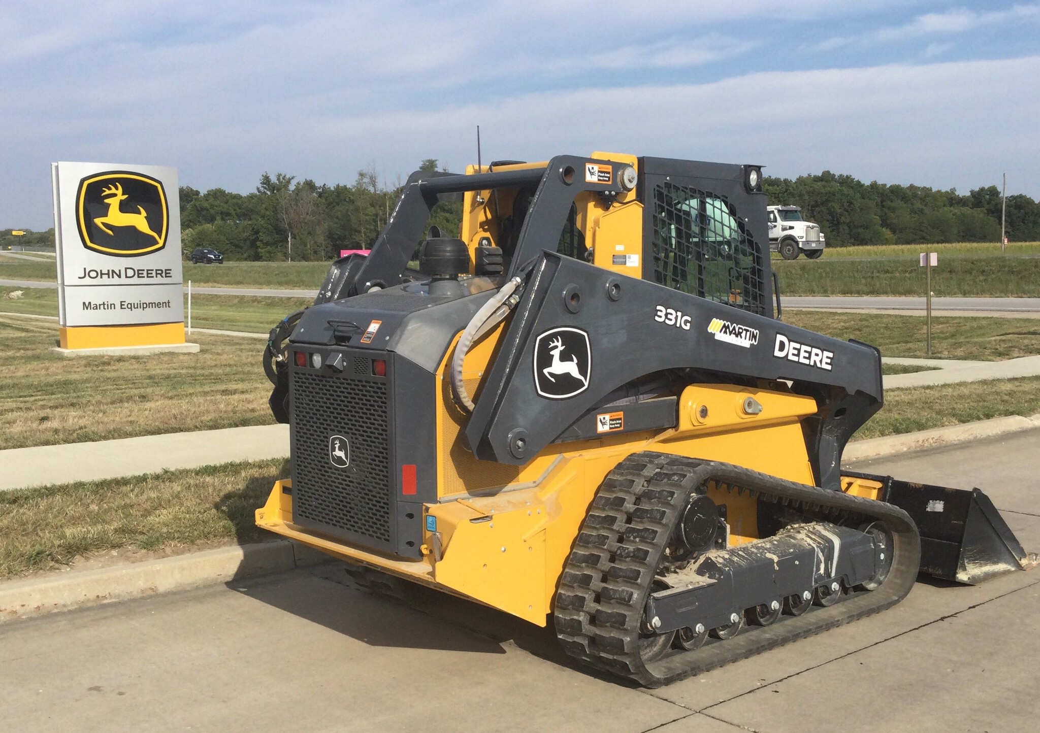 2021 John Deere 331G Image 2