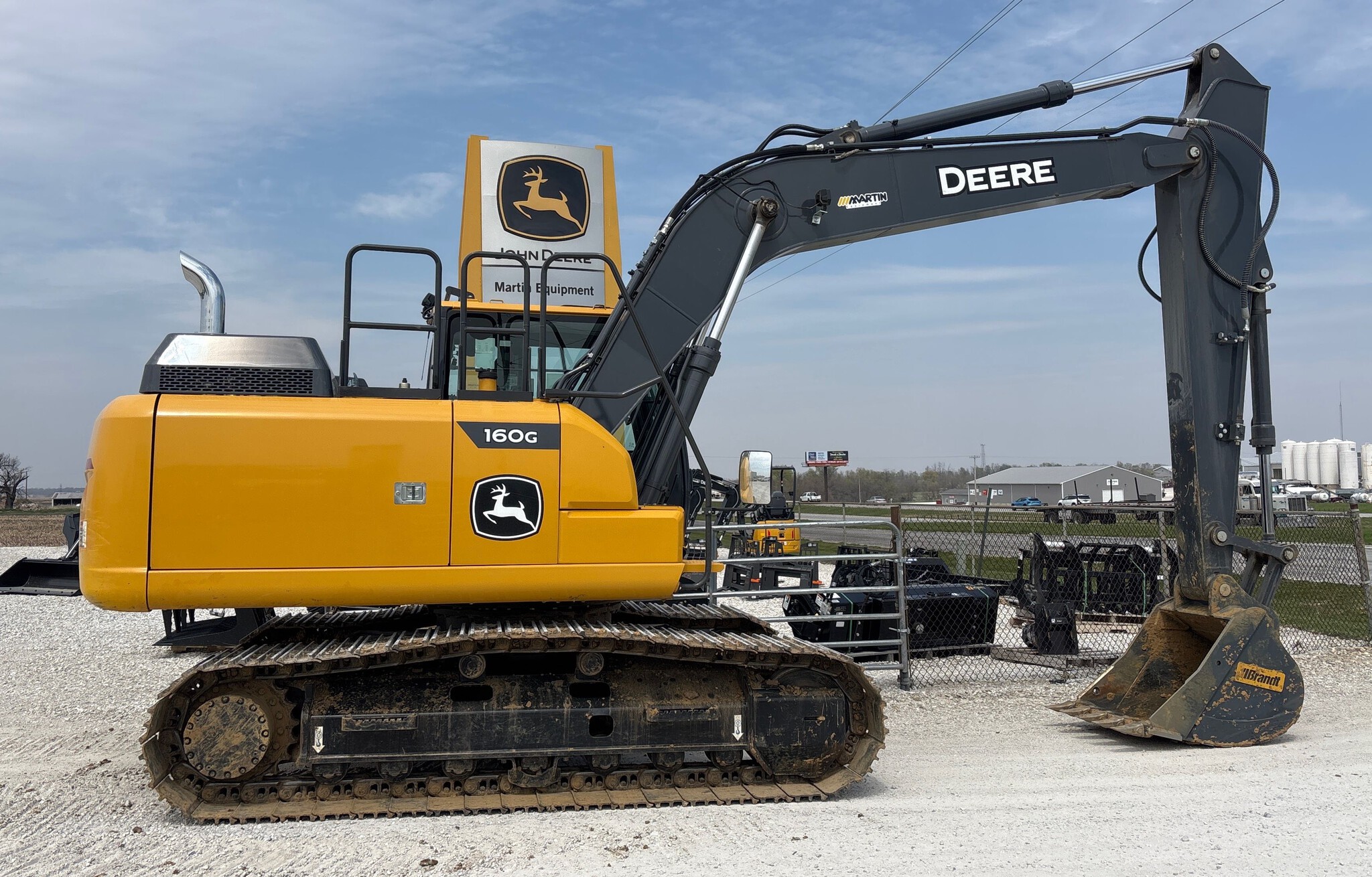 2022 John Deere 160G LC Image 6