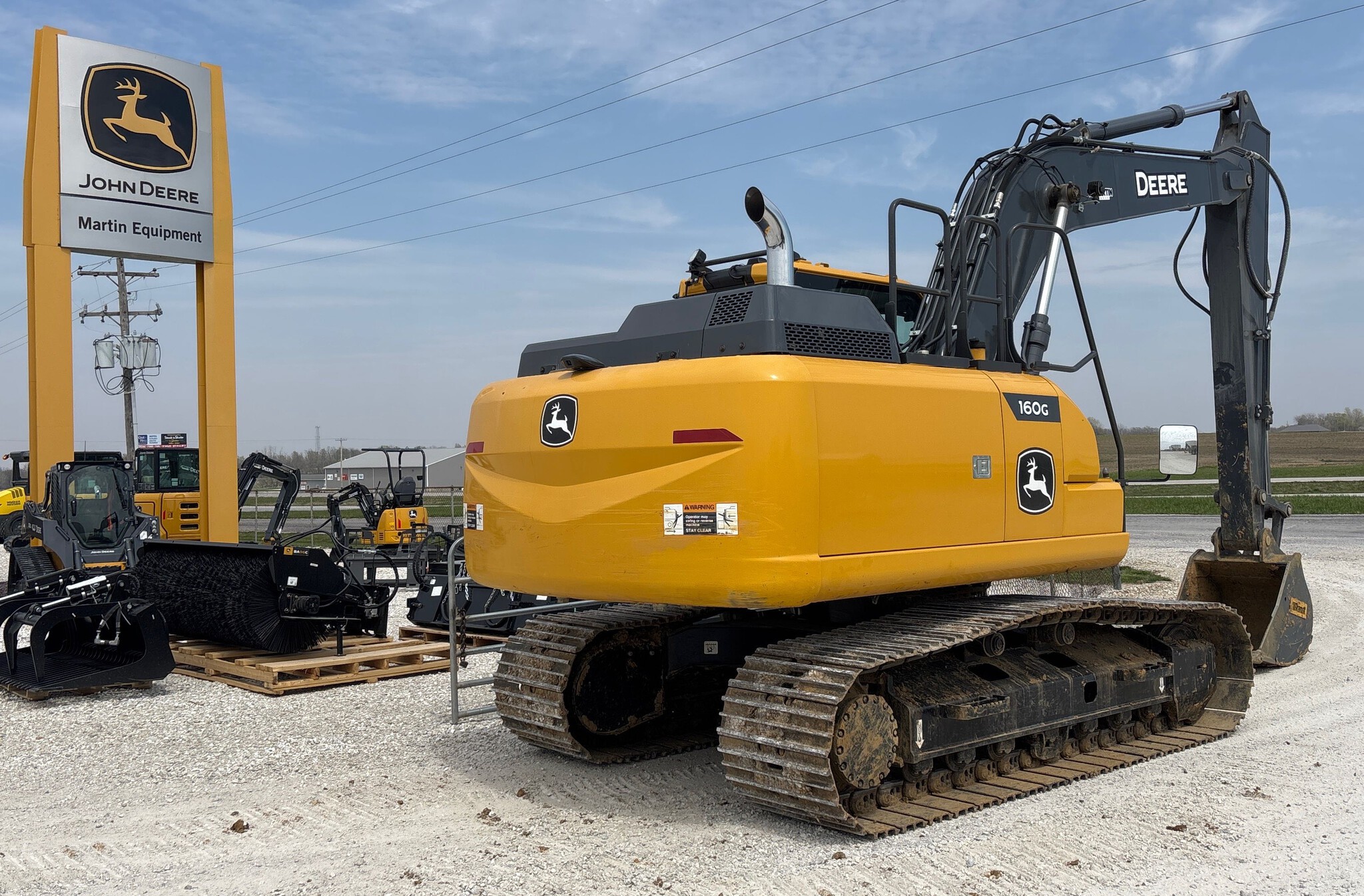 2022 John Deere 160G LC Image 4