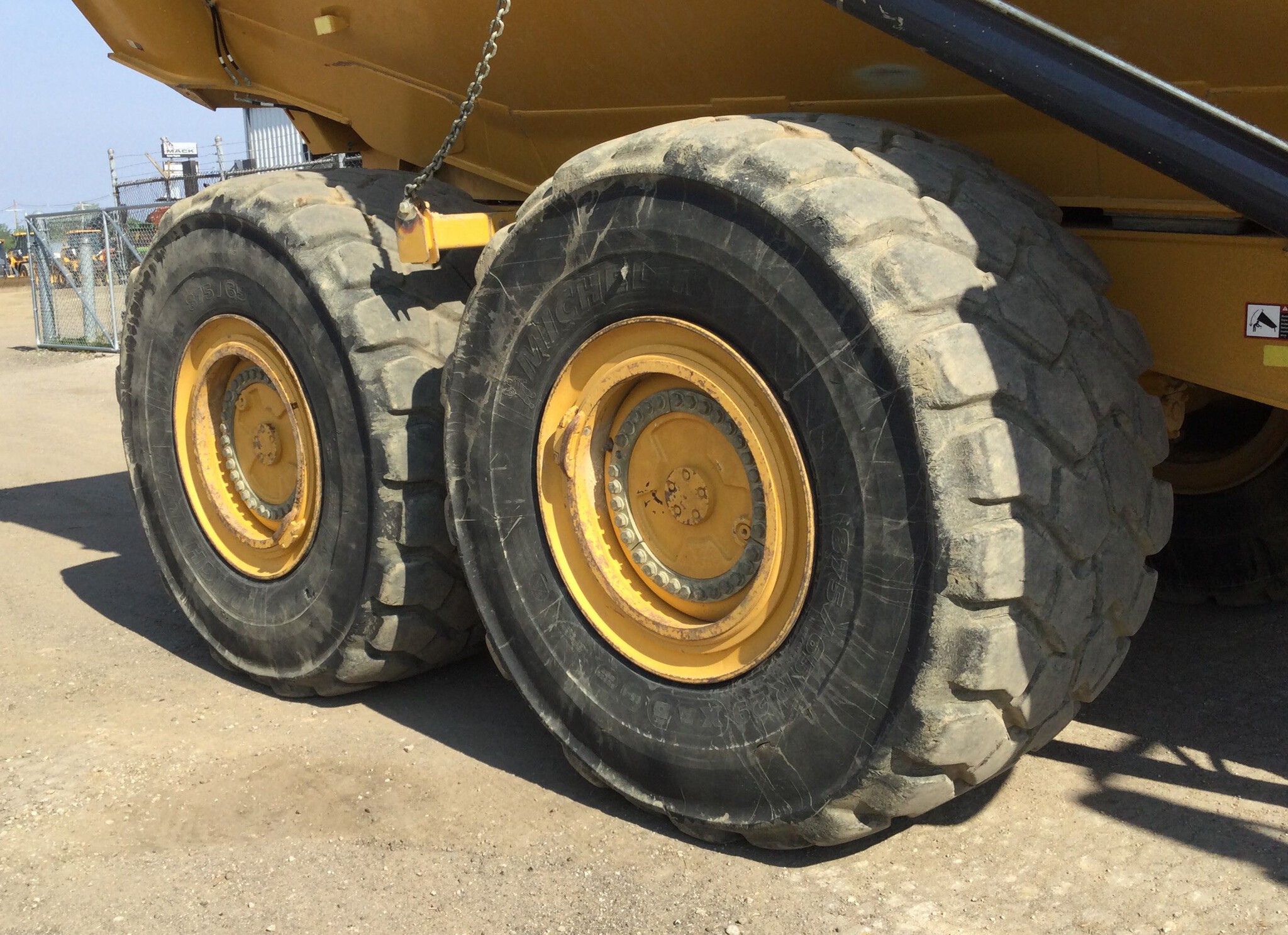 2021 John Deere 460E-II Image 9
