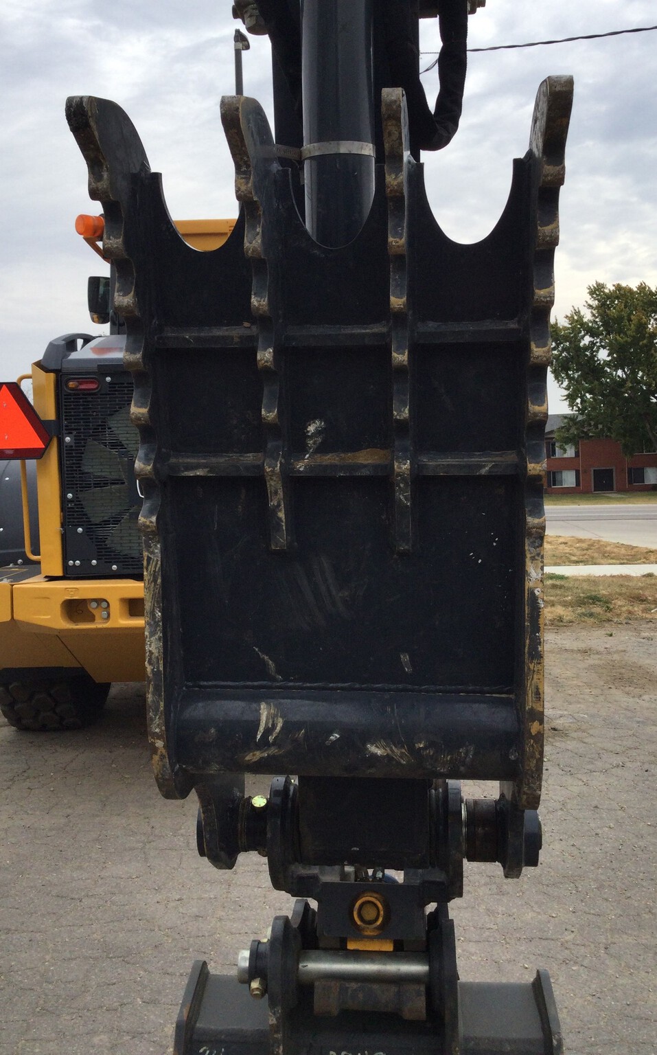 2024 John Deere 75 P Image 9