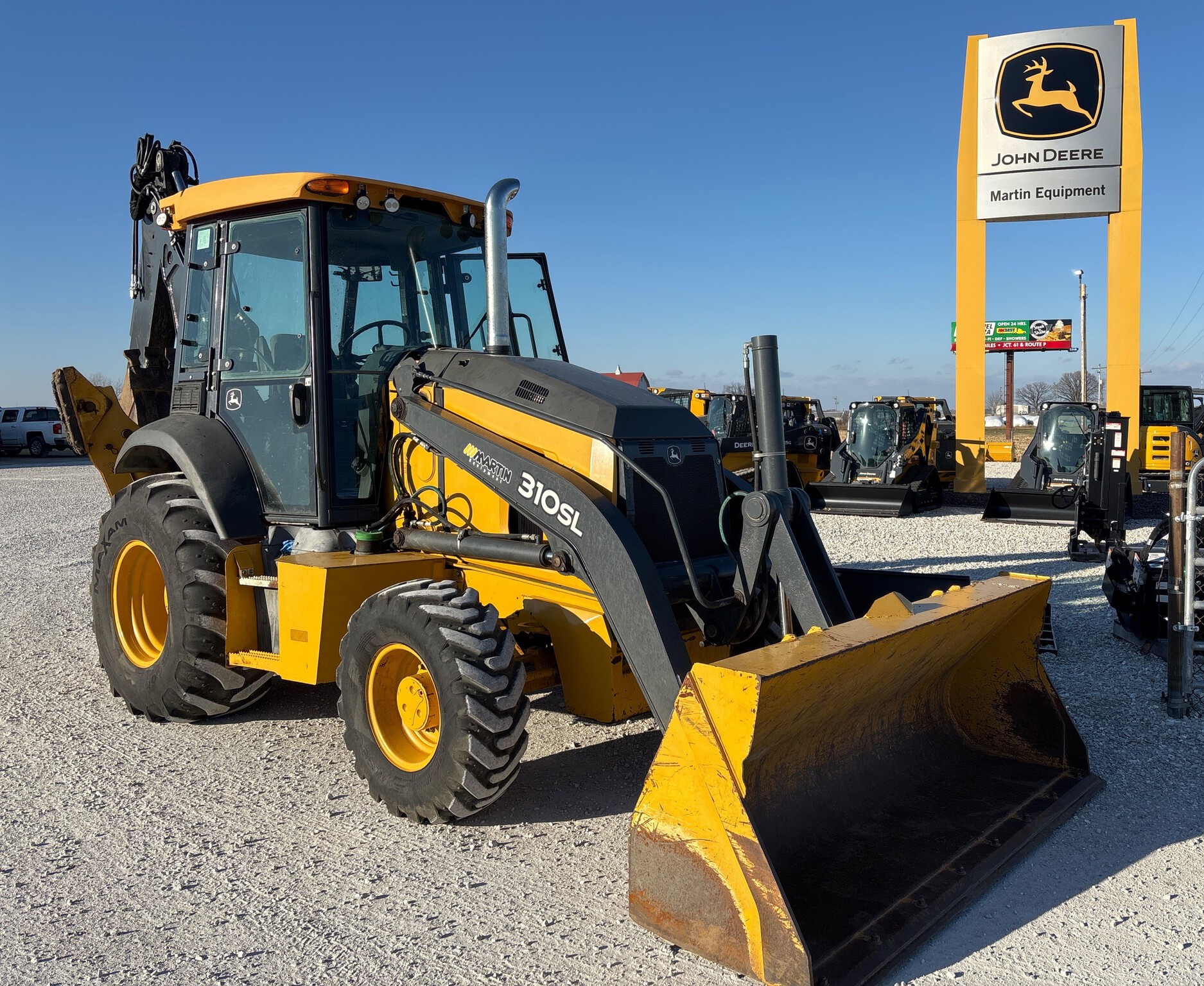 2020 John Deere 310SL Image 4