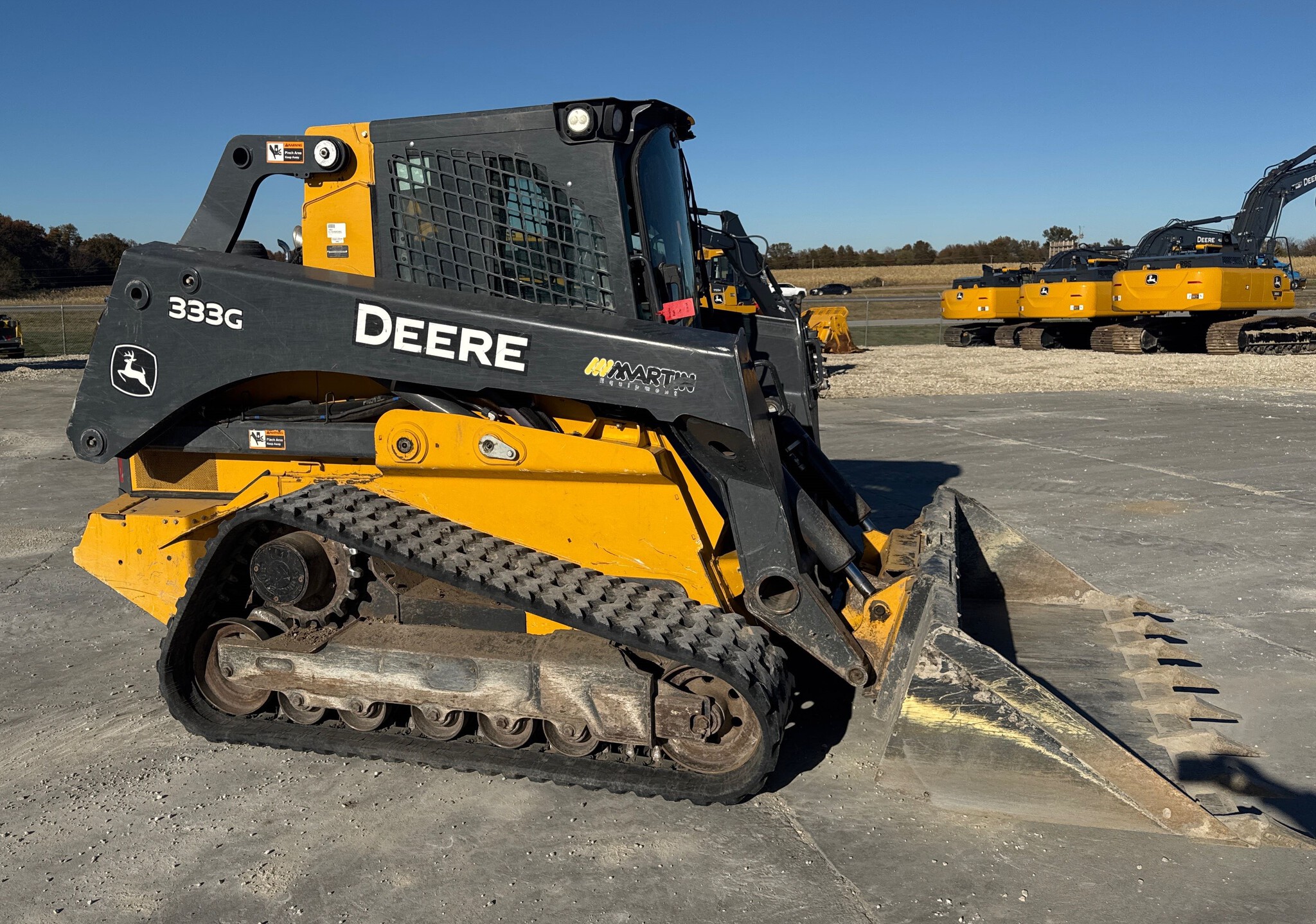 2019 John Deere 333G Image 1