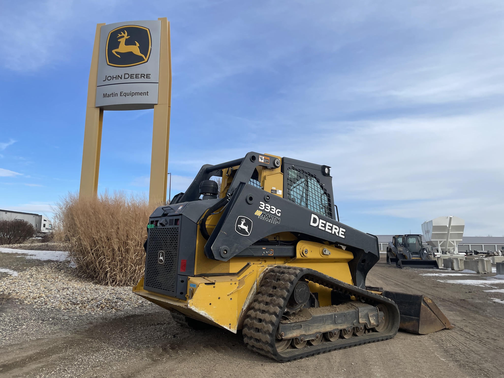 2020 John Deere 333G Image 3