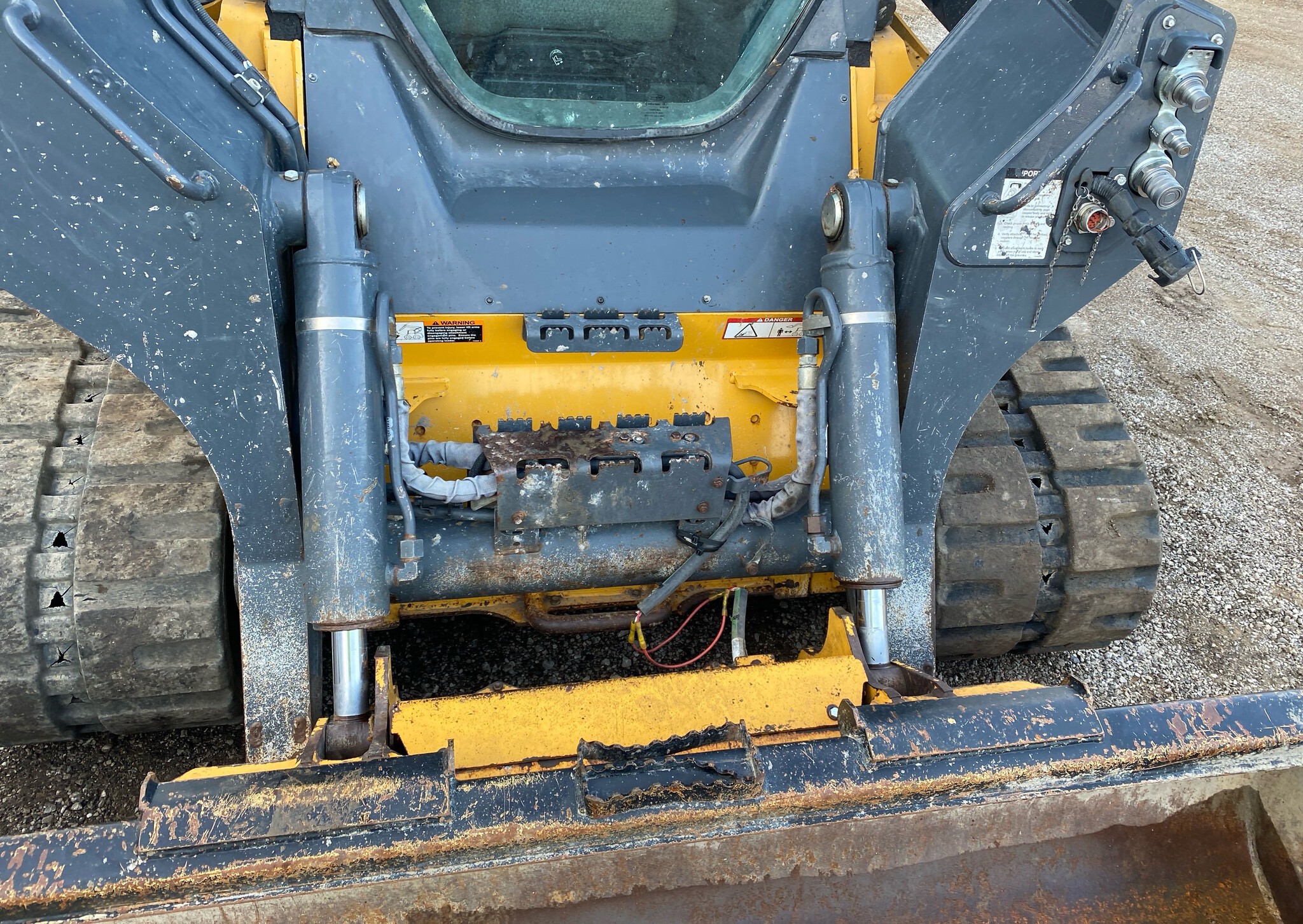2021 John Deere 333G Image 12