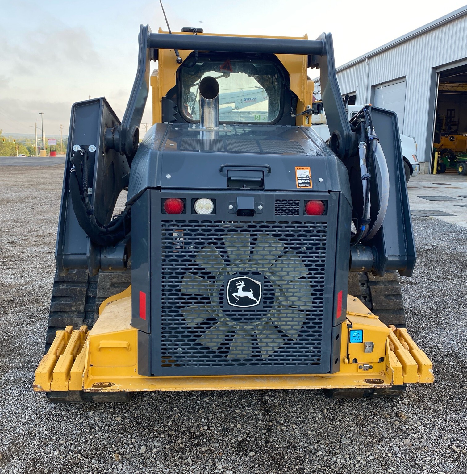2021 John Deere 333G Image 5