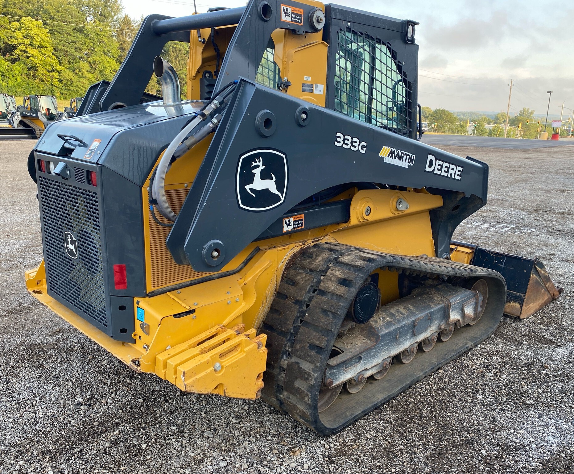 2021 John Deere 333G Image 6