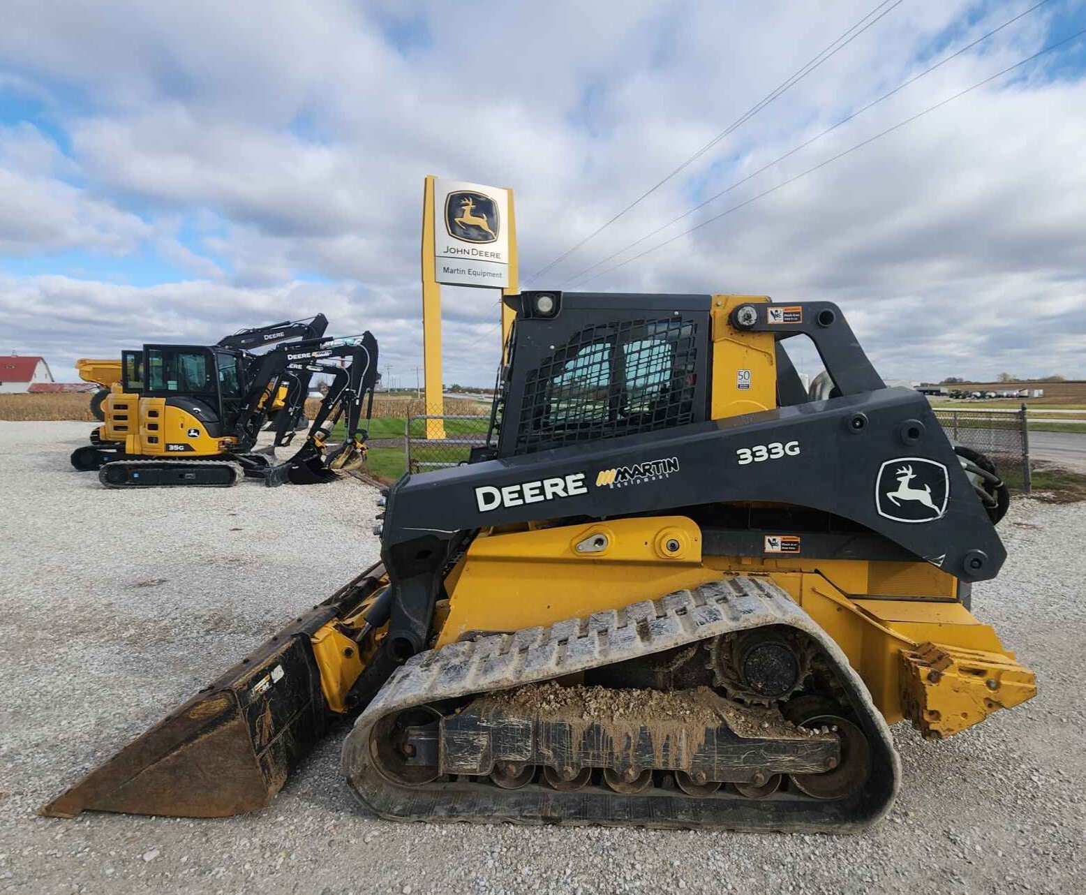 2020 John Deere 333G Image 4
