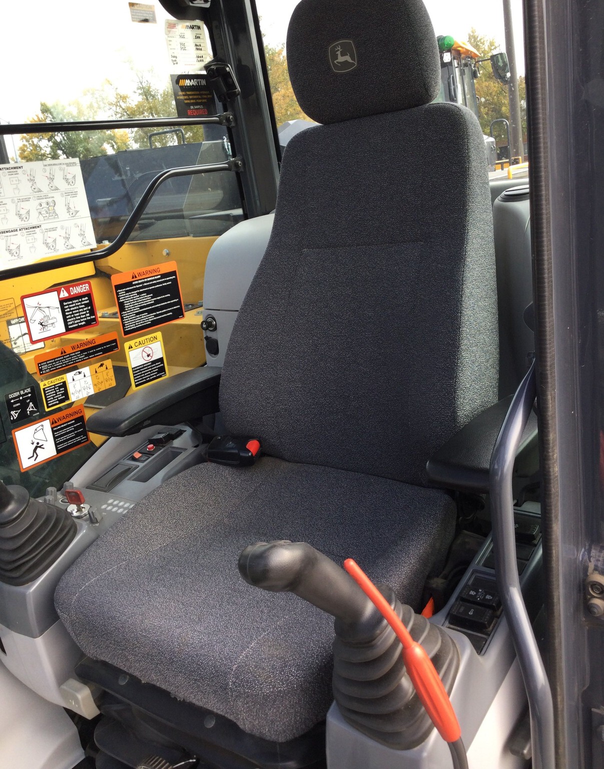 2023 John Deere 135 P Image 9