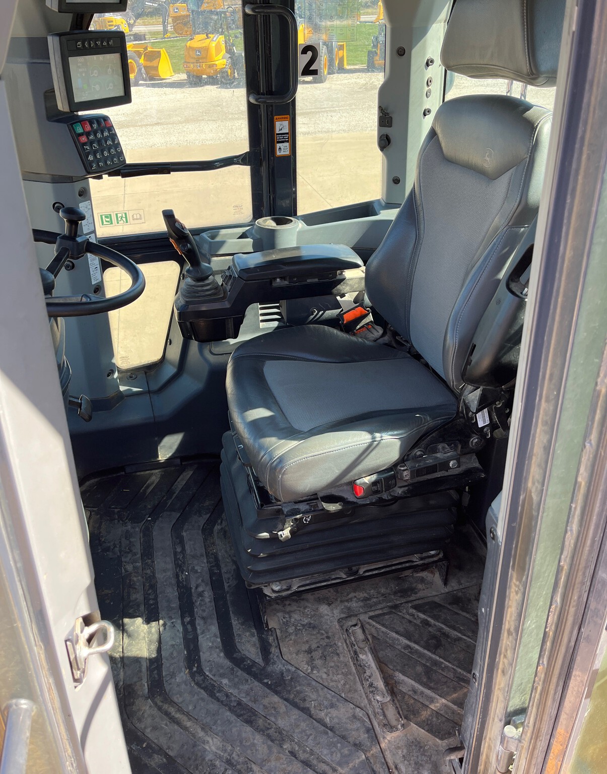 2021 John Deere 624L Image 14