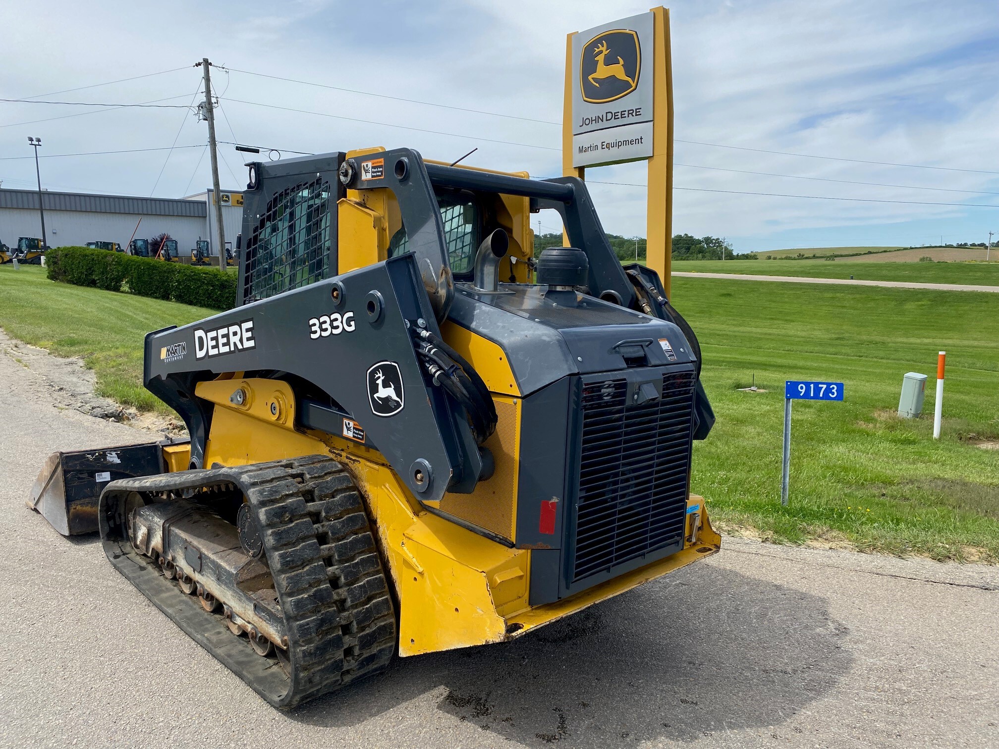 2019 John Deere 333G Image 4