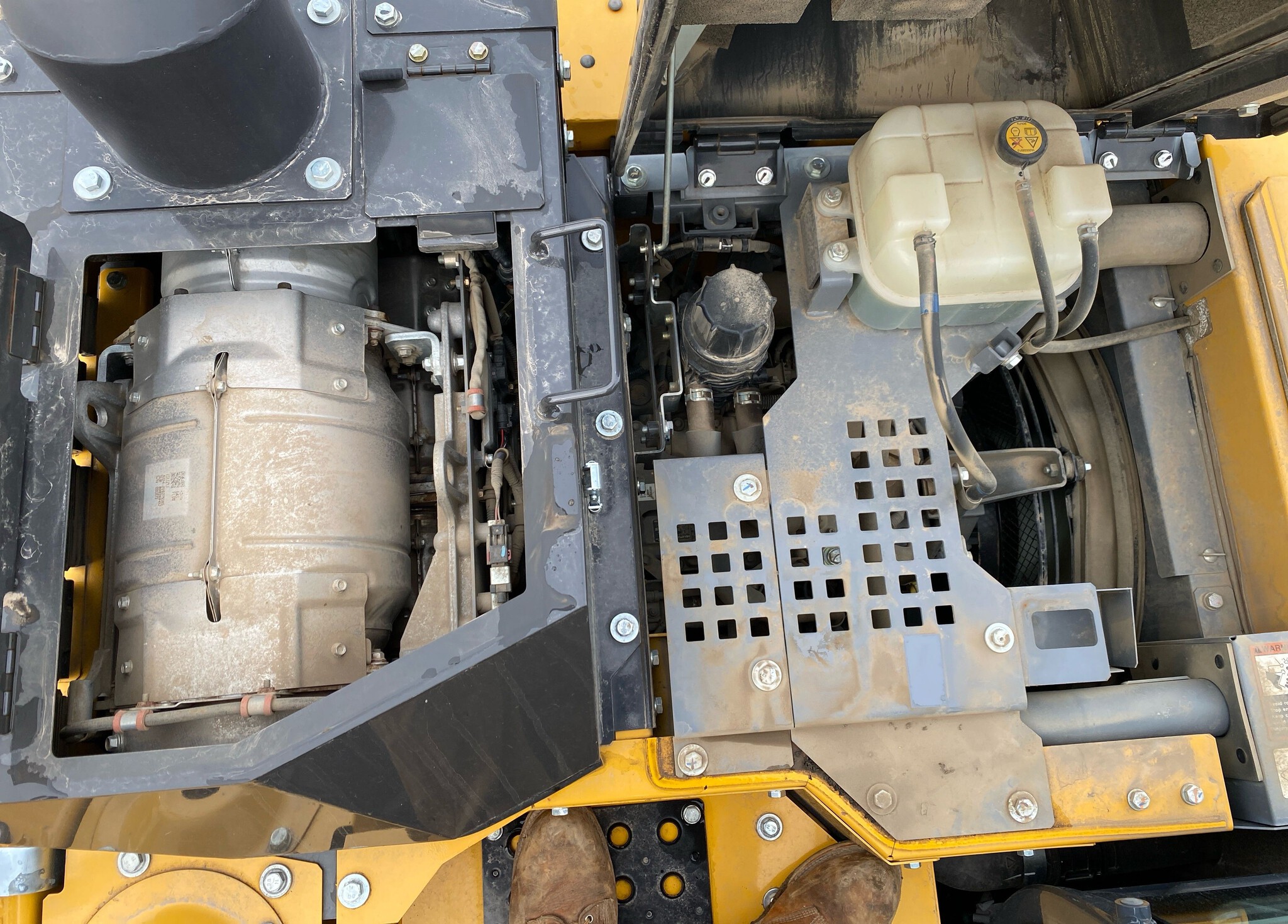 2022 John Deere 135G Image 15