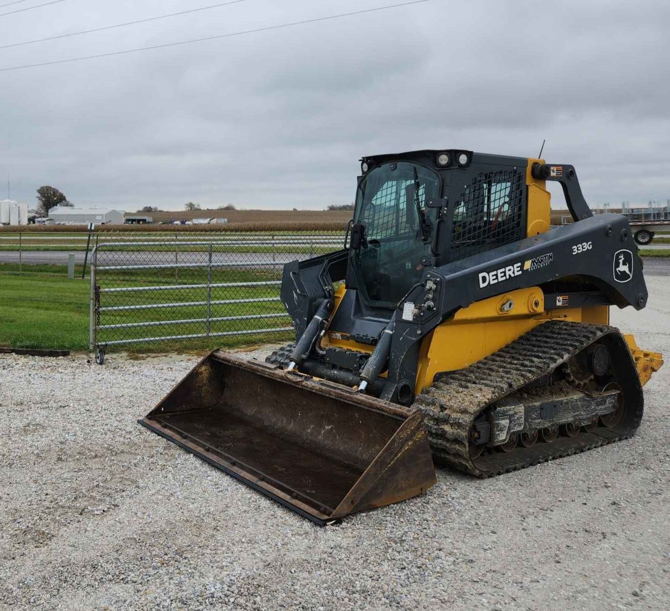 2020 John Deere 333G Image 6