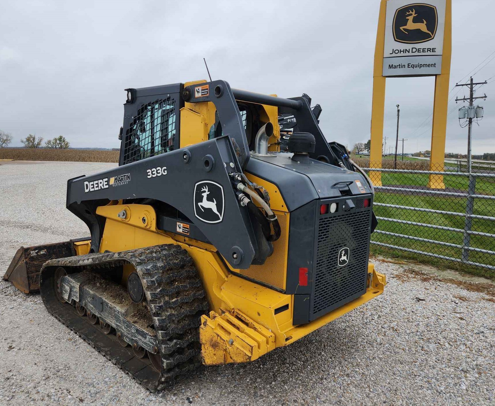 2020 John Deere 333G Image 4