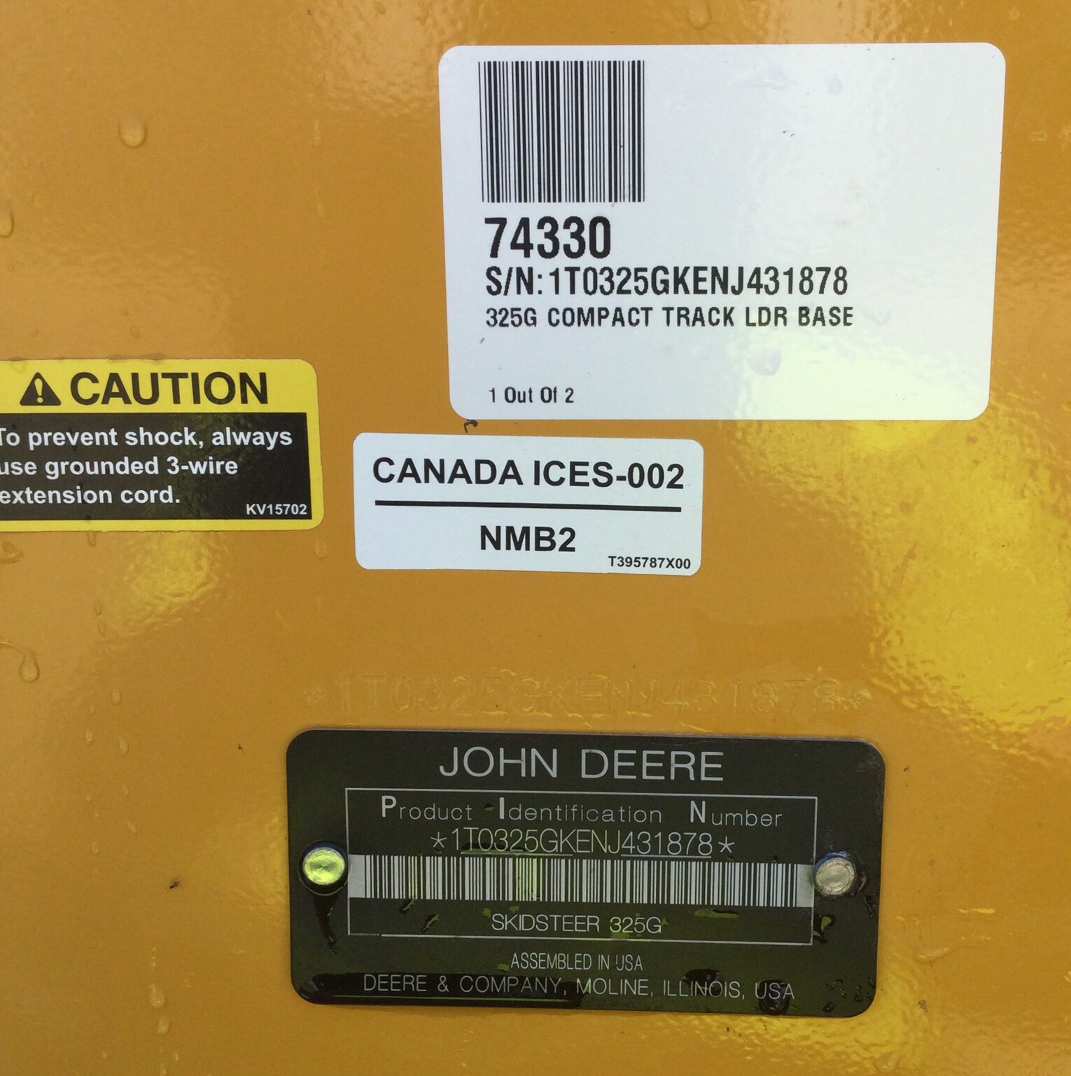 2022 John Deere 325G Image 11