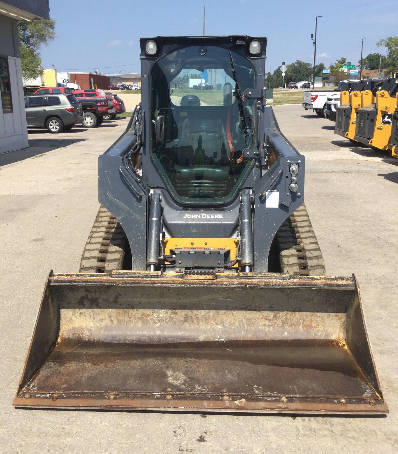 2022 John Deere 325G Image 7