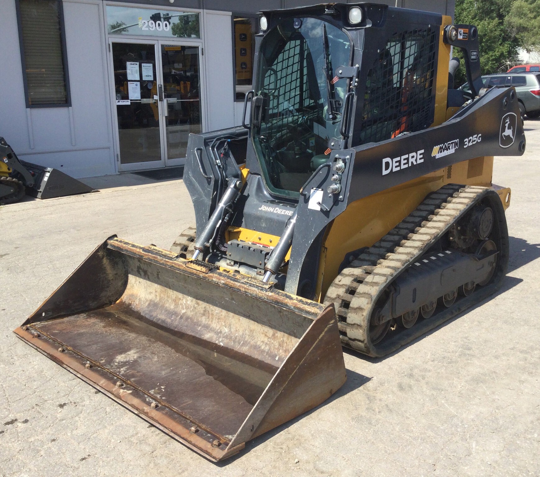 2022 John Deere 325G Image 6