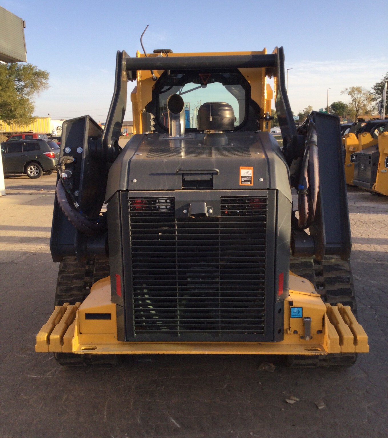 2023 John Deere 333G Image 4